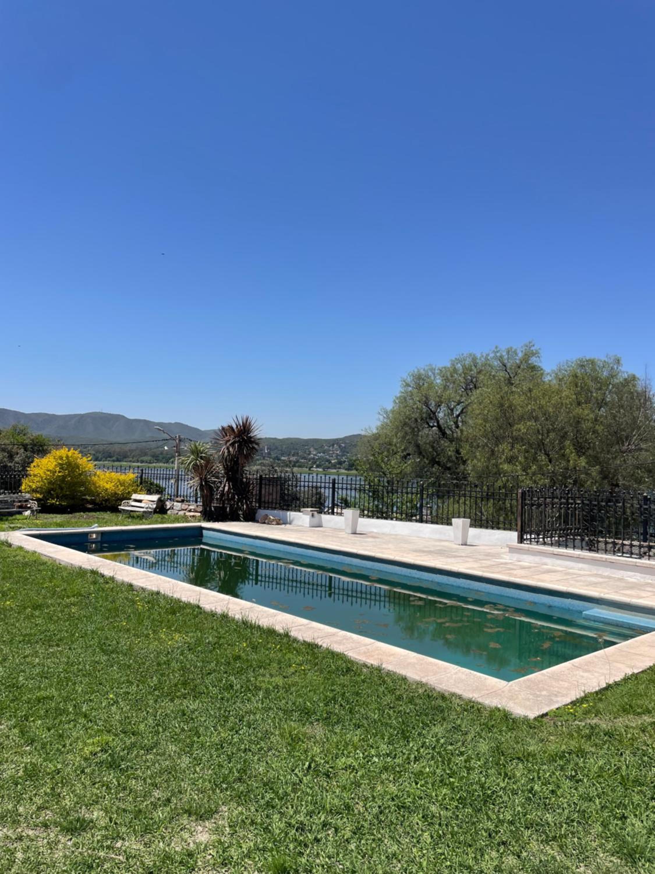CASA En Barrio VILLA DEL LAGO