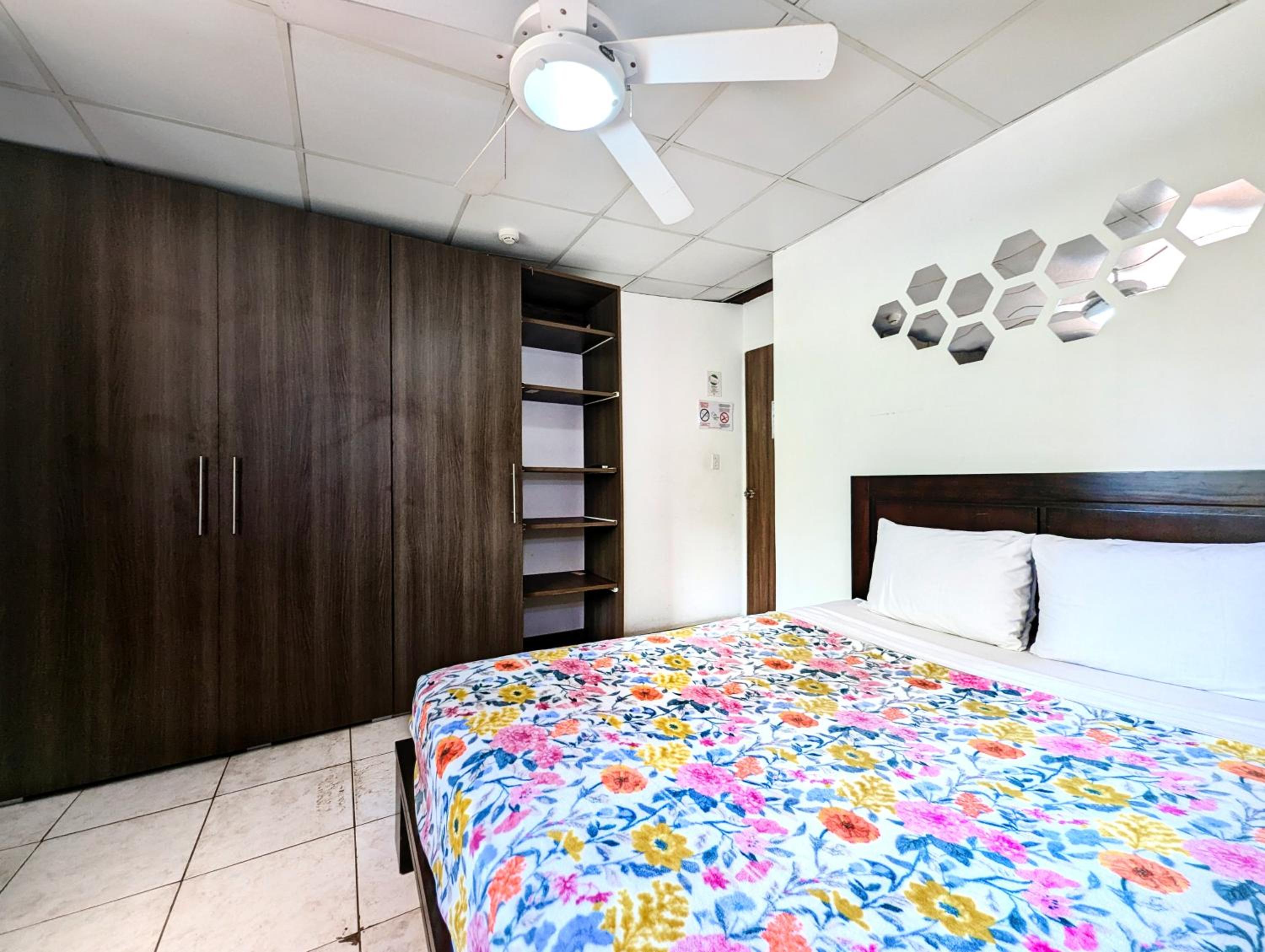 Hostal Yoha view 3