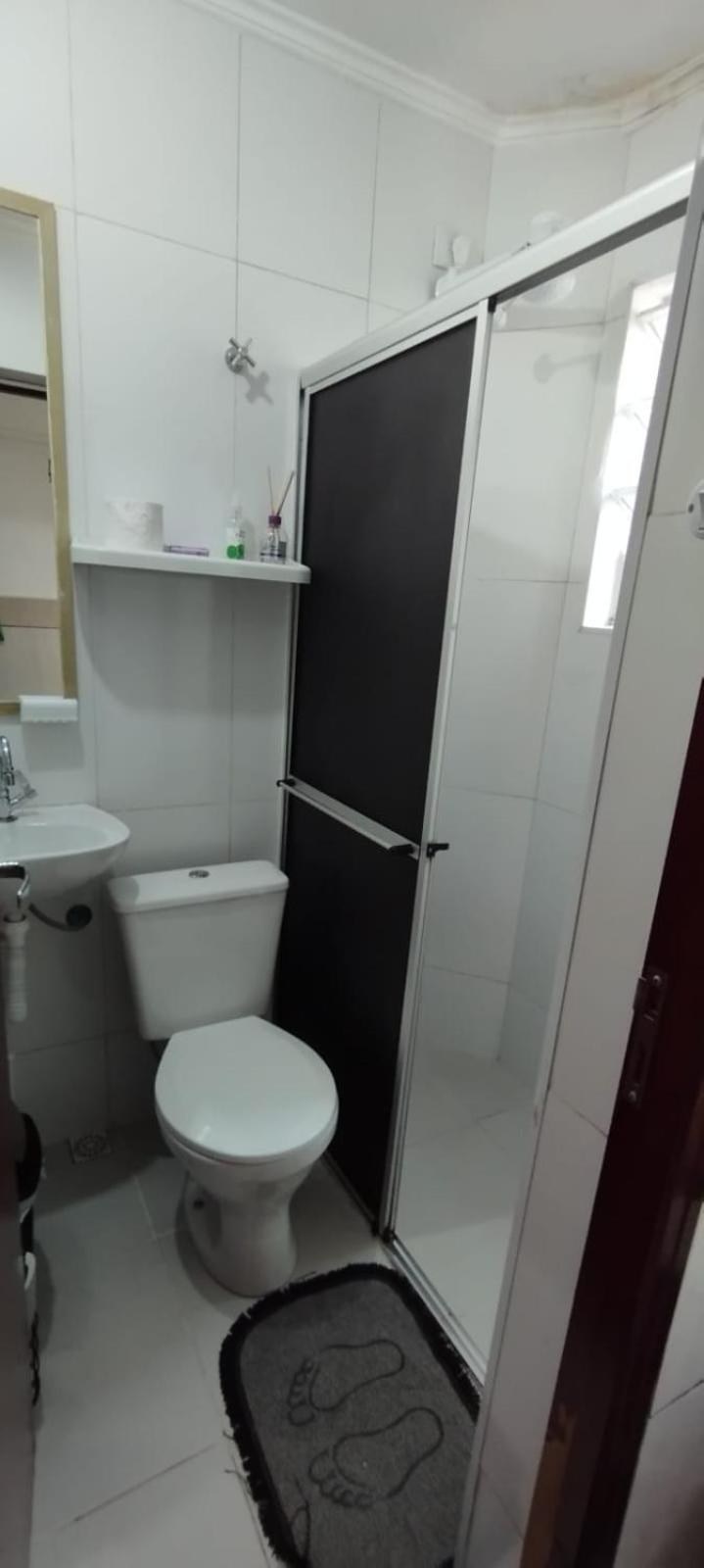 Apto com 01 dormitório e Wi-fi - Praia Grande- Tupi - perto da praia