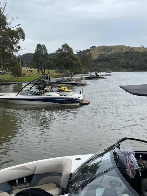 Pinewood High Country Retreat - Lake Eildon Luxe
