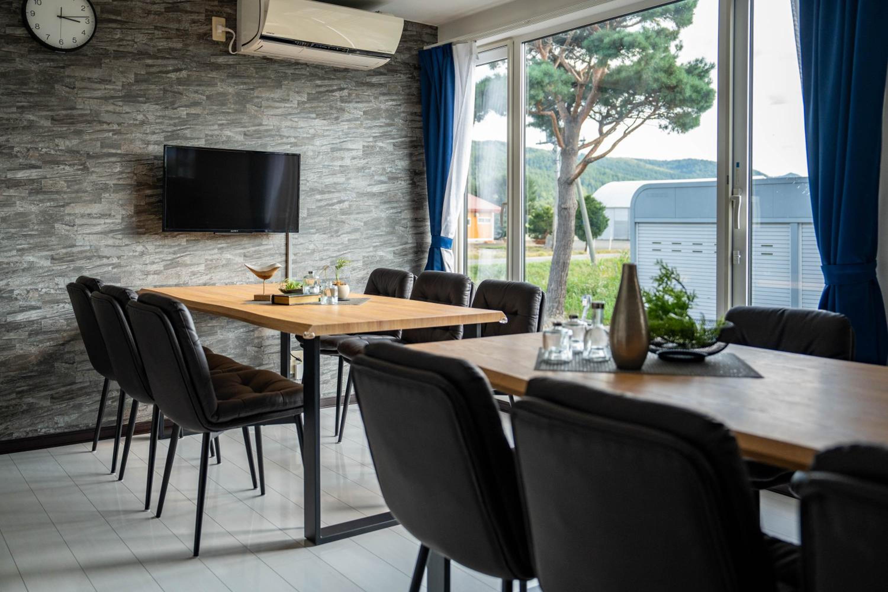 meeting & event spaces