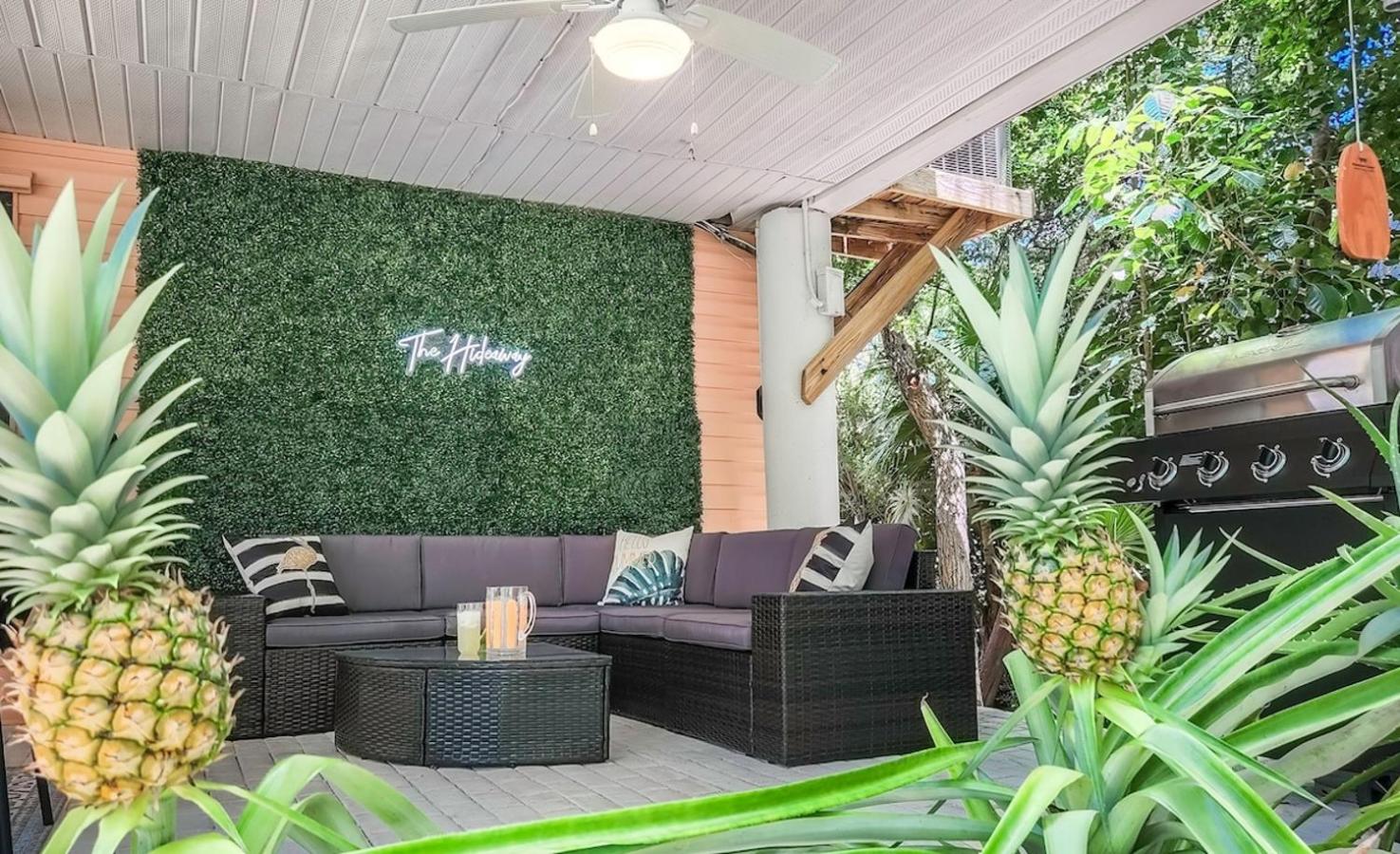 lounge