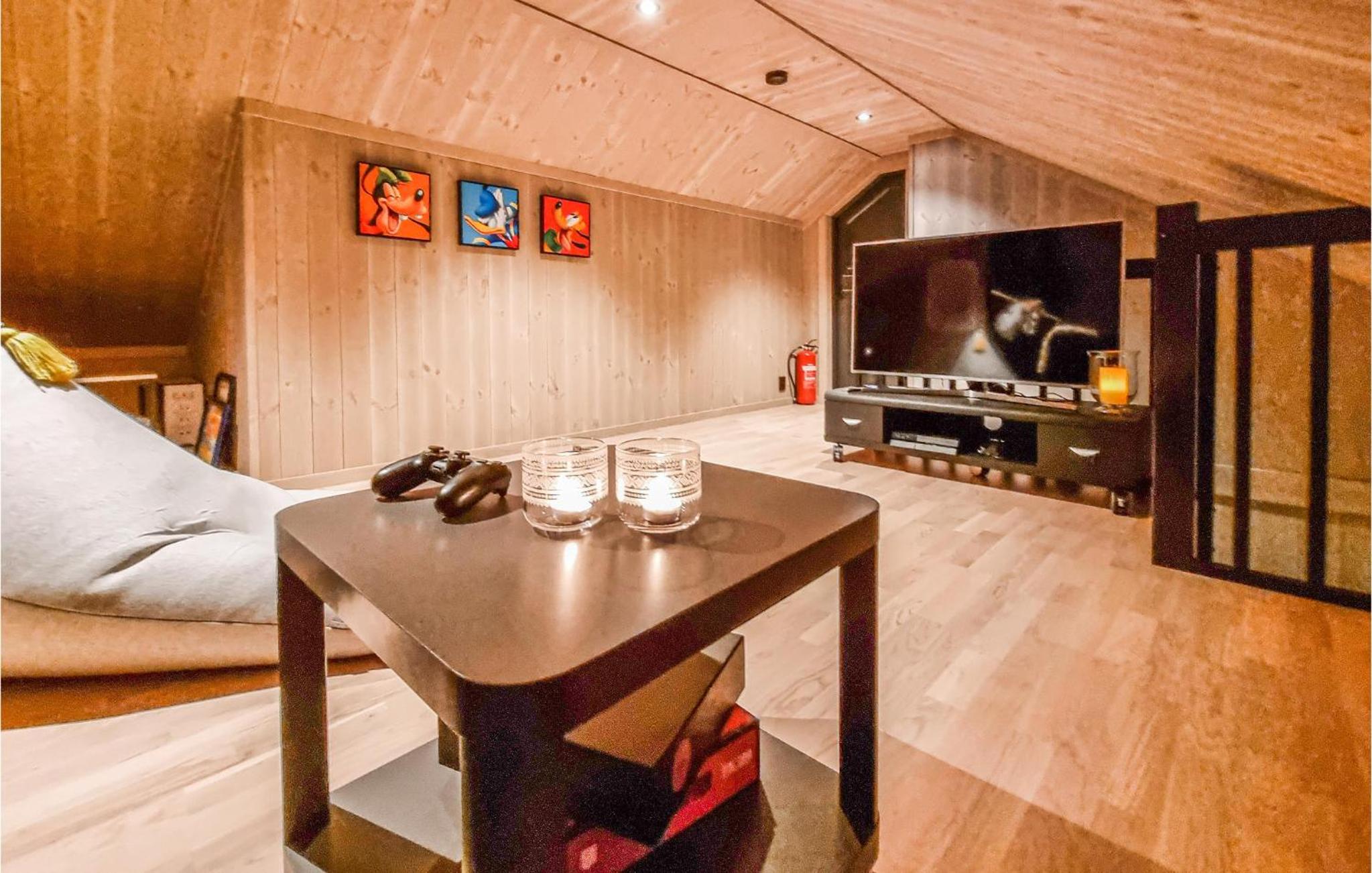 Lovely Home In Lillehammer With Kitchen view 3