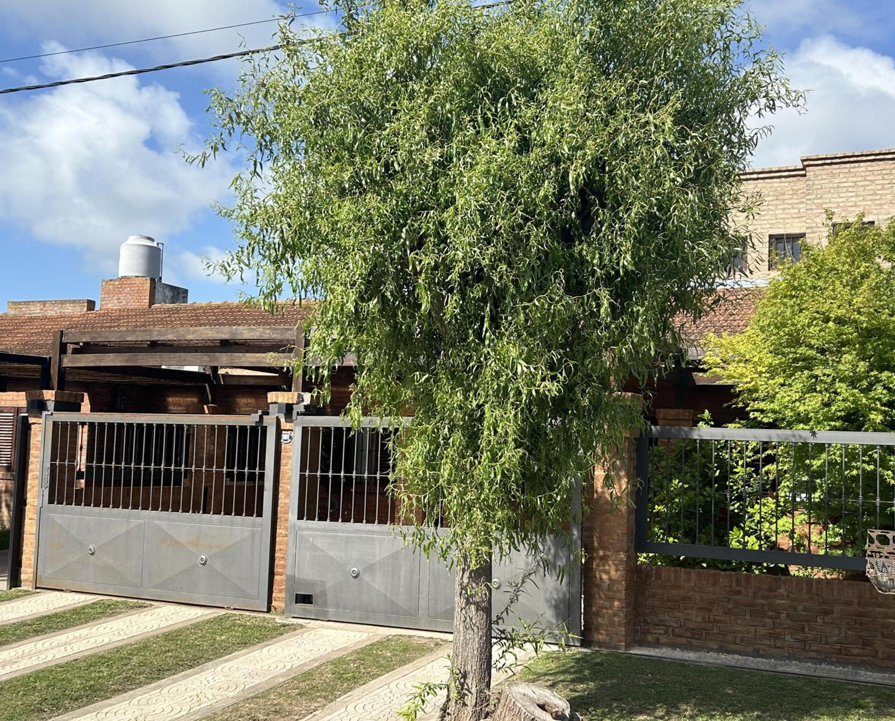 Casa Los Sauces