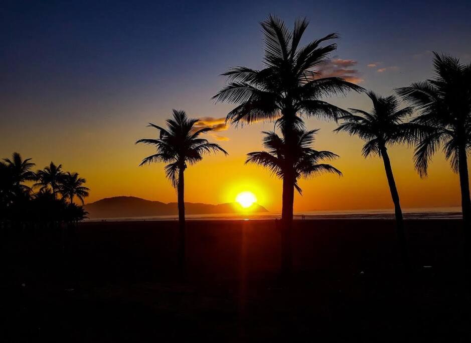 Casa em Praia Grande - Aviação - Condomínio impera