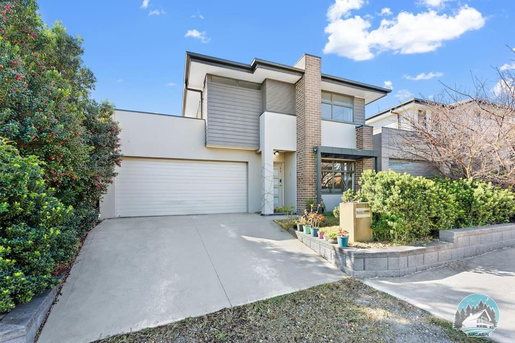 Aircabin - Tallawong - Elegant Home - 4 Beds House