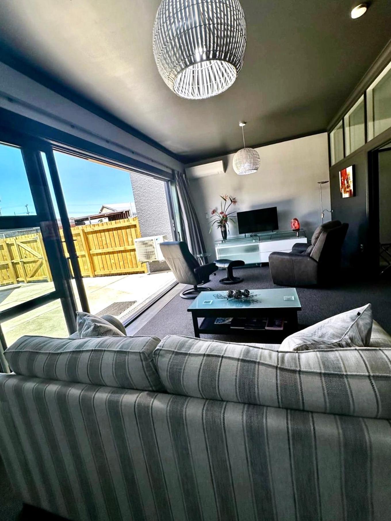 Manorburn Apartments Luxury Studio Apartment Central Otago