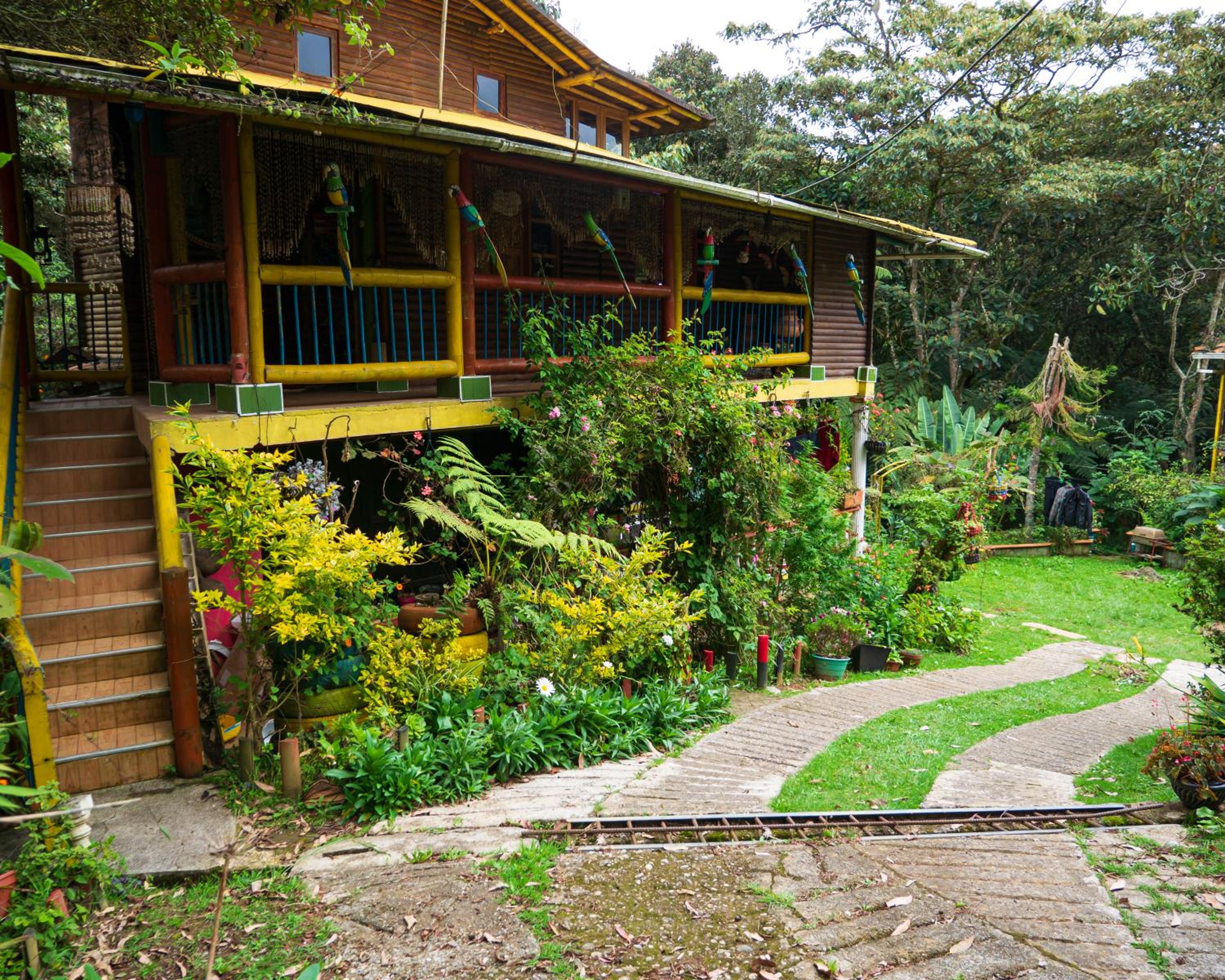 Amplia Casa Campestre en Santa Elena cerca a Medellín - Cabaña Aru