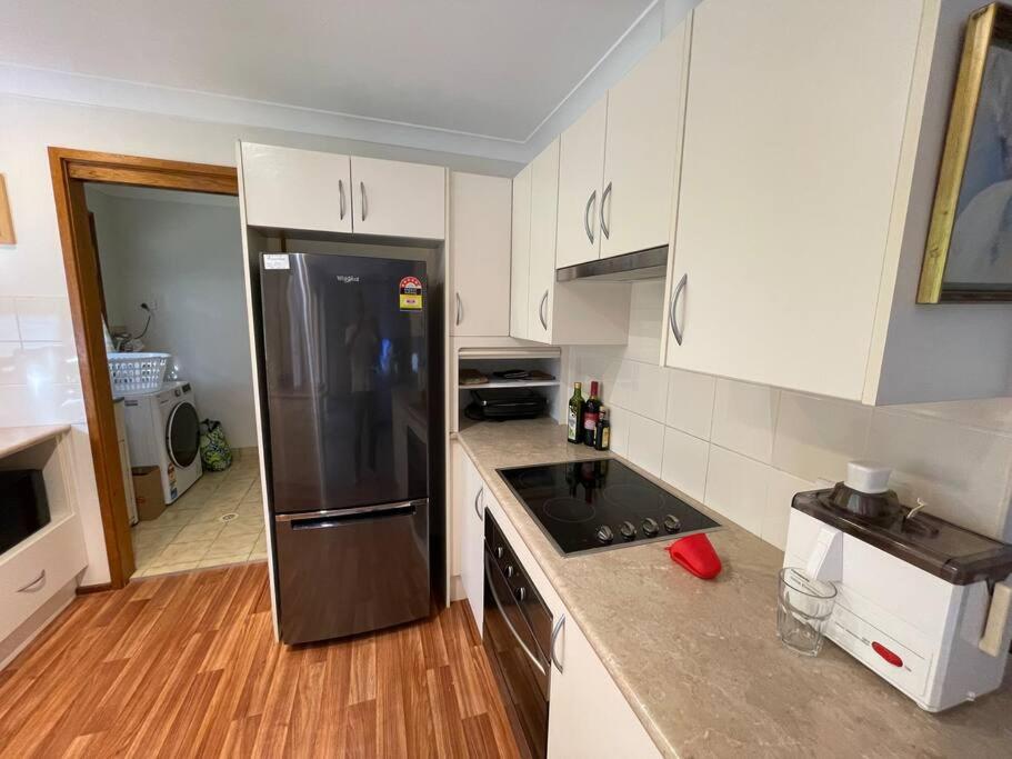 House in Ulladulla-Short walk to Harbour and shops