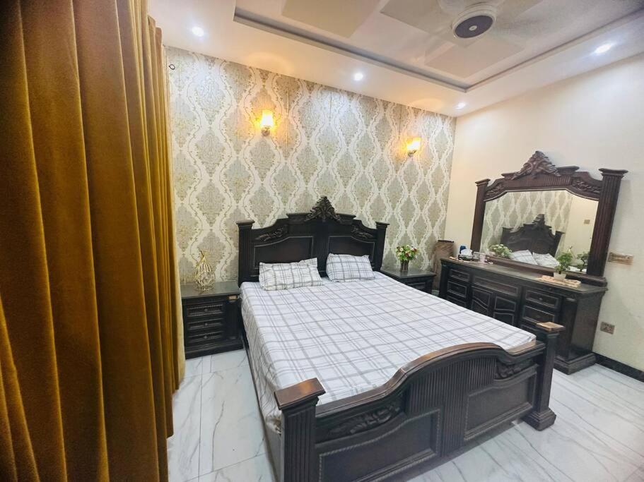 2 Bedrooms, Hall & Kitchen-Entire Floor- in DHA Lahore view 2