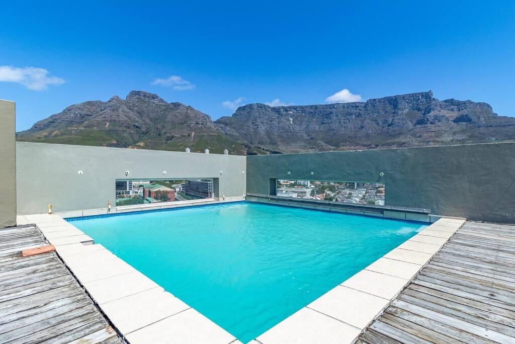 Heart of Cape Town, local vibes