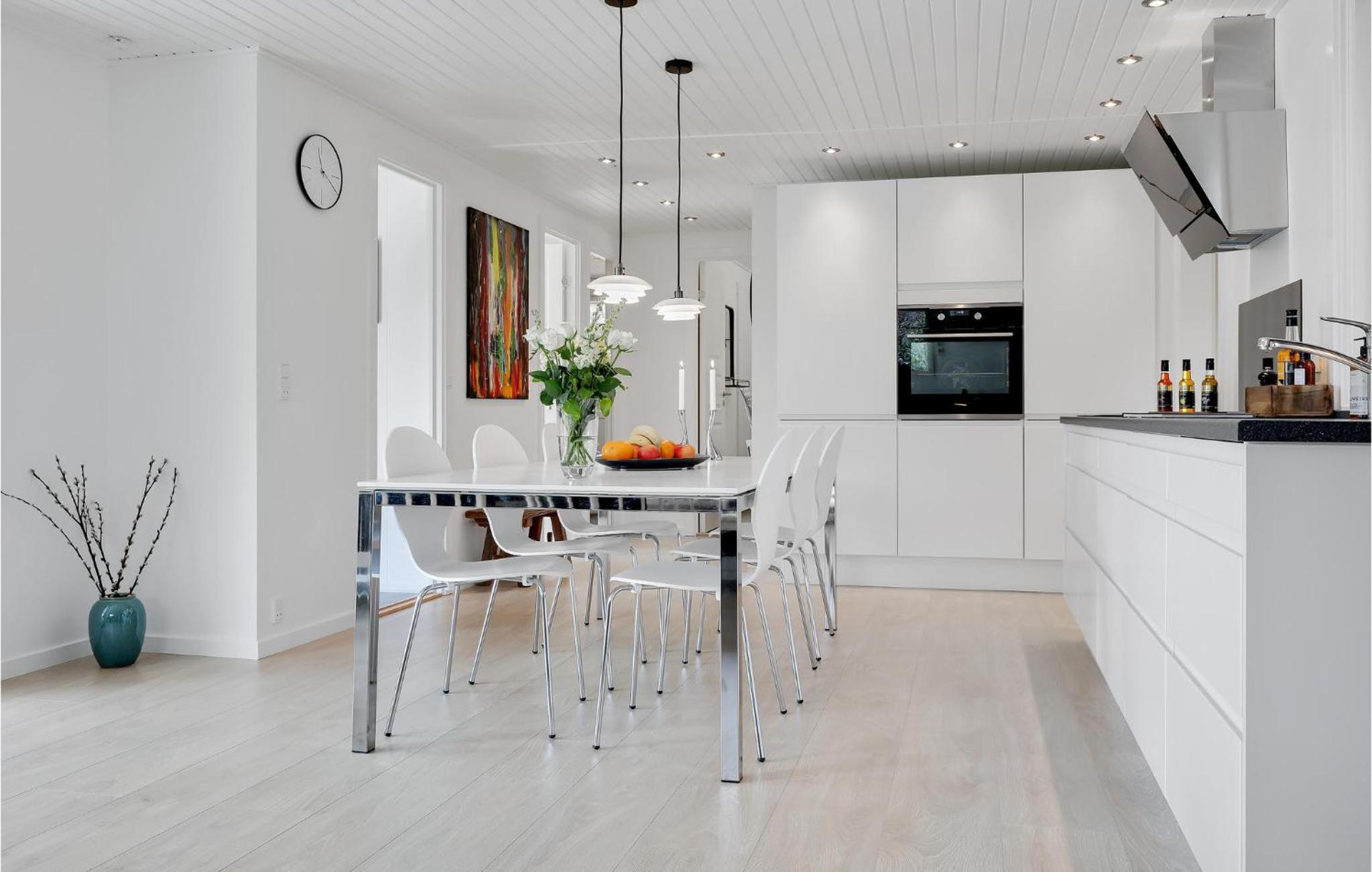 Amazing Home In Aakirkeby With Wifi