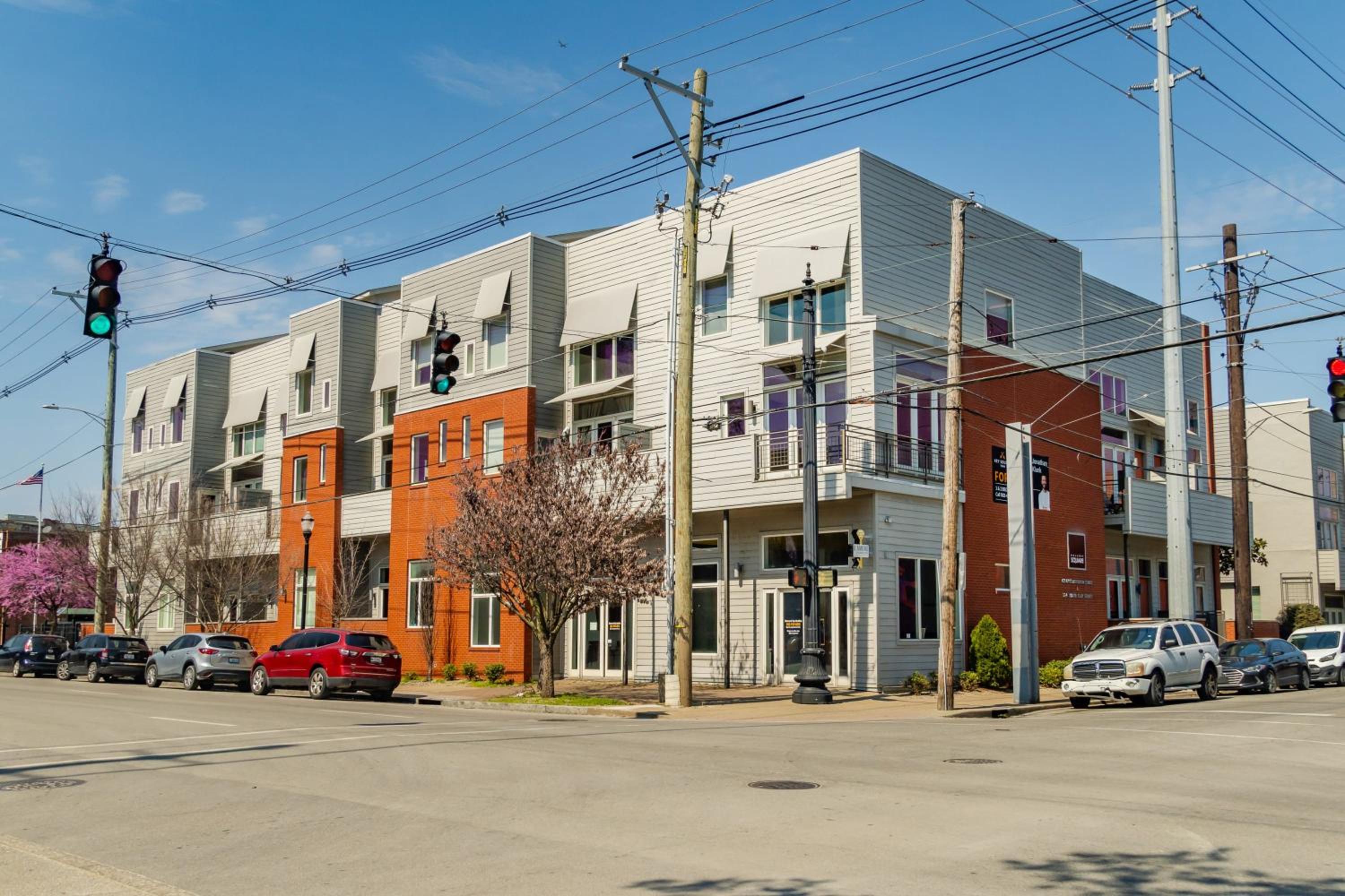 Modern Condo in the Vibrant NuLu District view 2