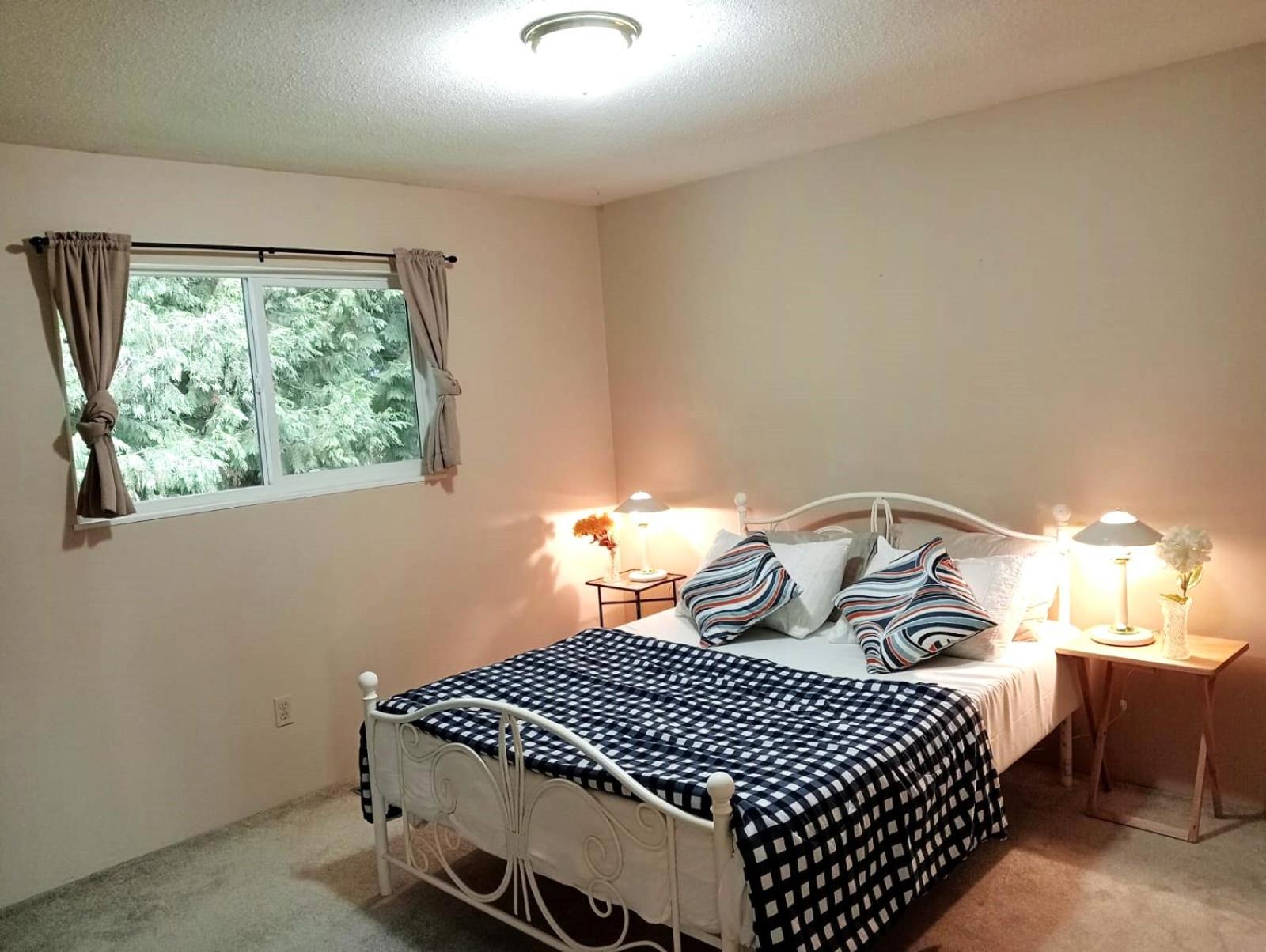 Spacious Family Room 89 CAD Only- Year End Sale- Hurry Last 3 Days