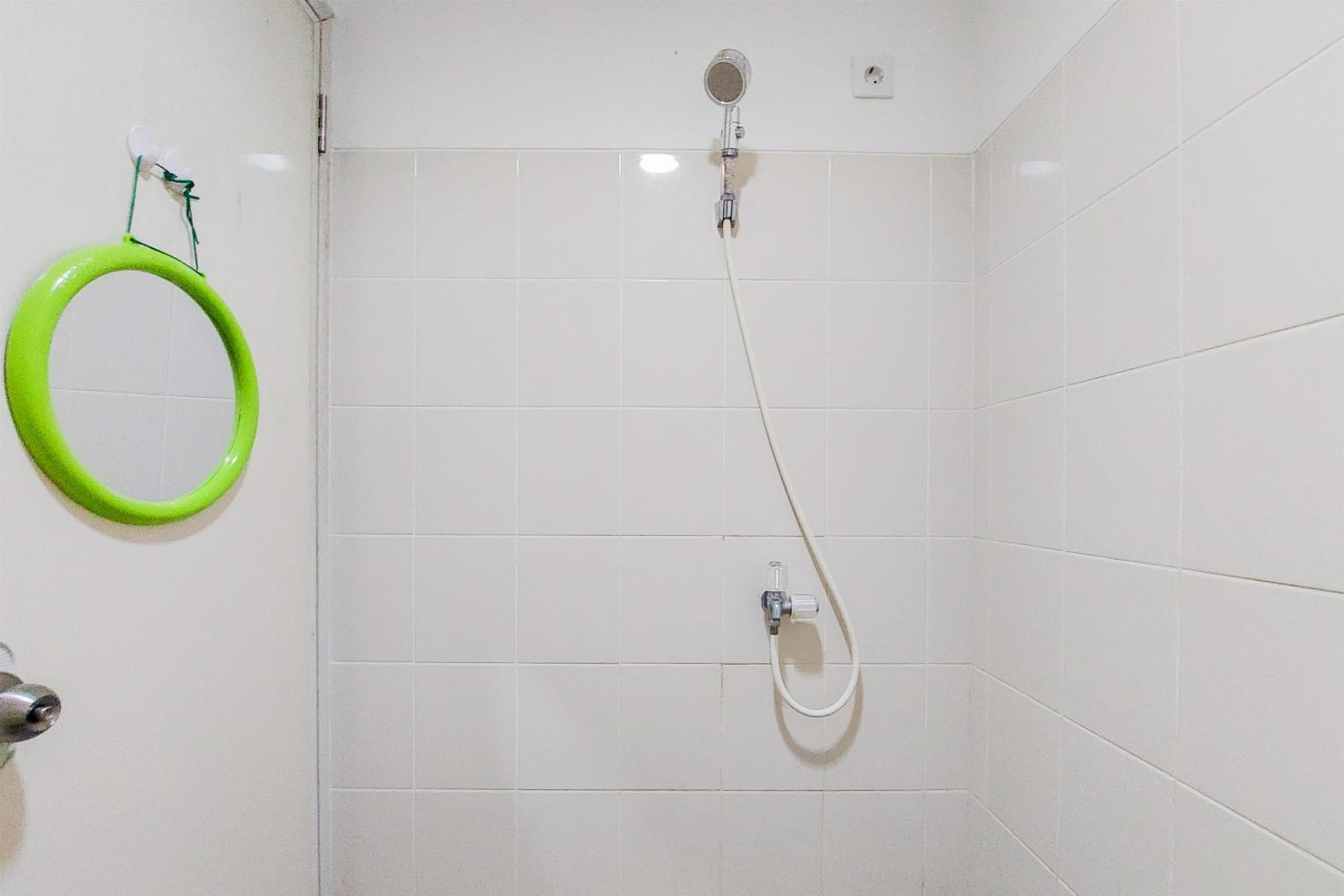 Homey and Nice Studio at Akasa Pure Living BSD Apartment By Travelio view 3