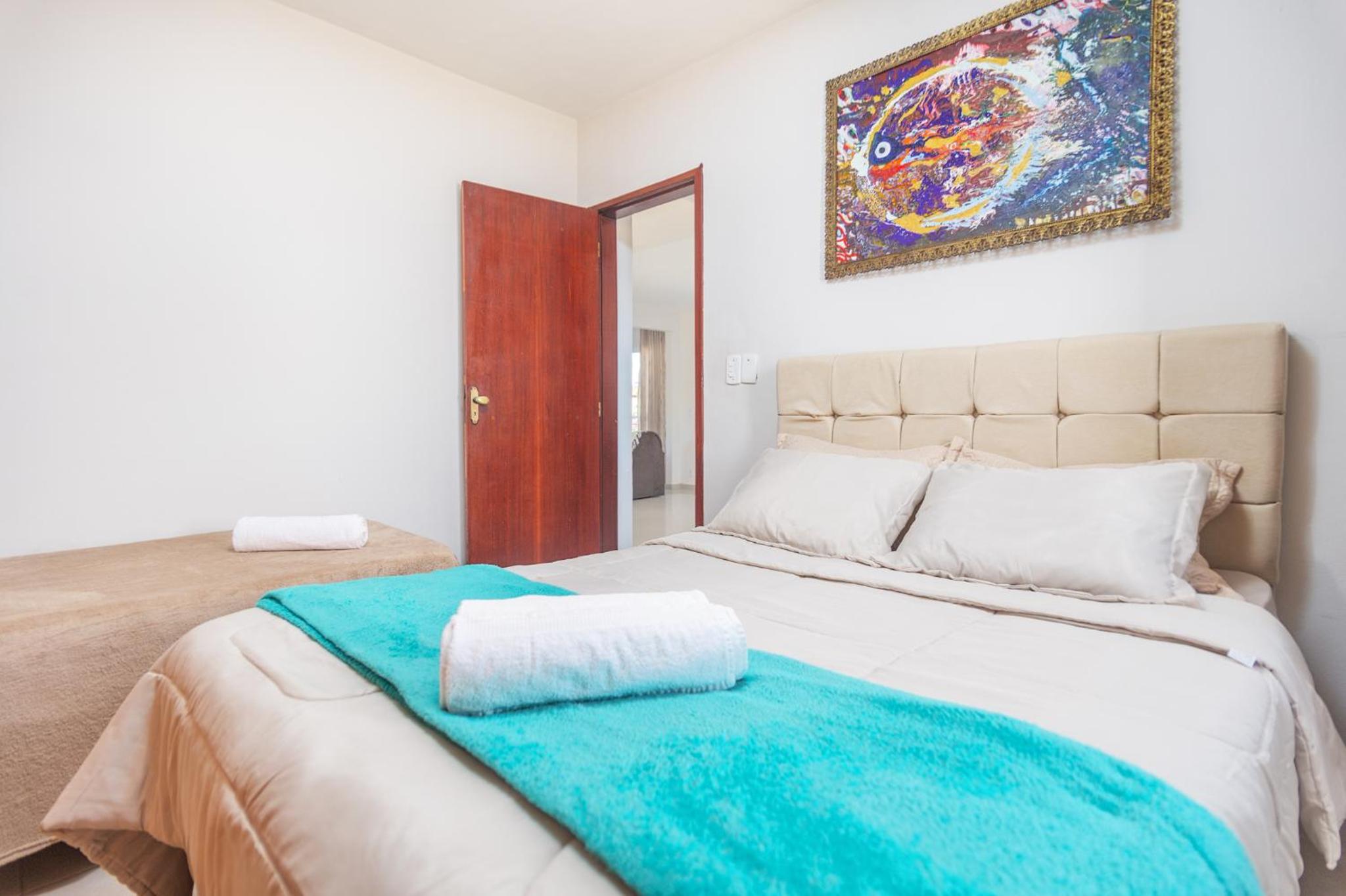 Casa de Praia com Piscina Aquecida e 4 Suítes e garagem 3 carros, 800 mtrs da praia internet 700 mbps, condomínio privado com pista de skate , quadra de fu