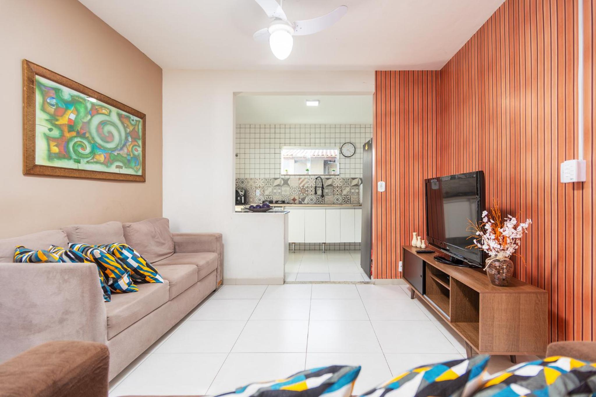 Casa de Praia com Piscina Aquecida e 4 Suítes e garagem 3 carros, 800 mtrs da praia internet 700 mbps, condomínio privado com pista de skate , quadra de fu