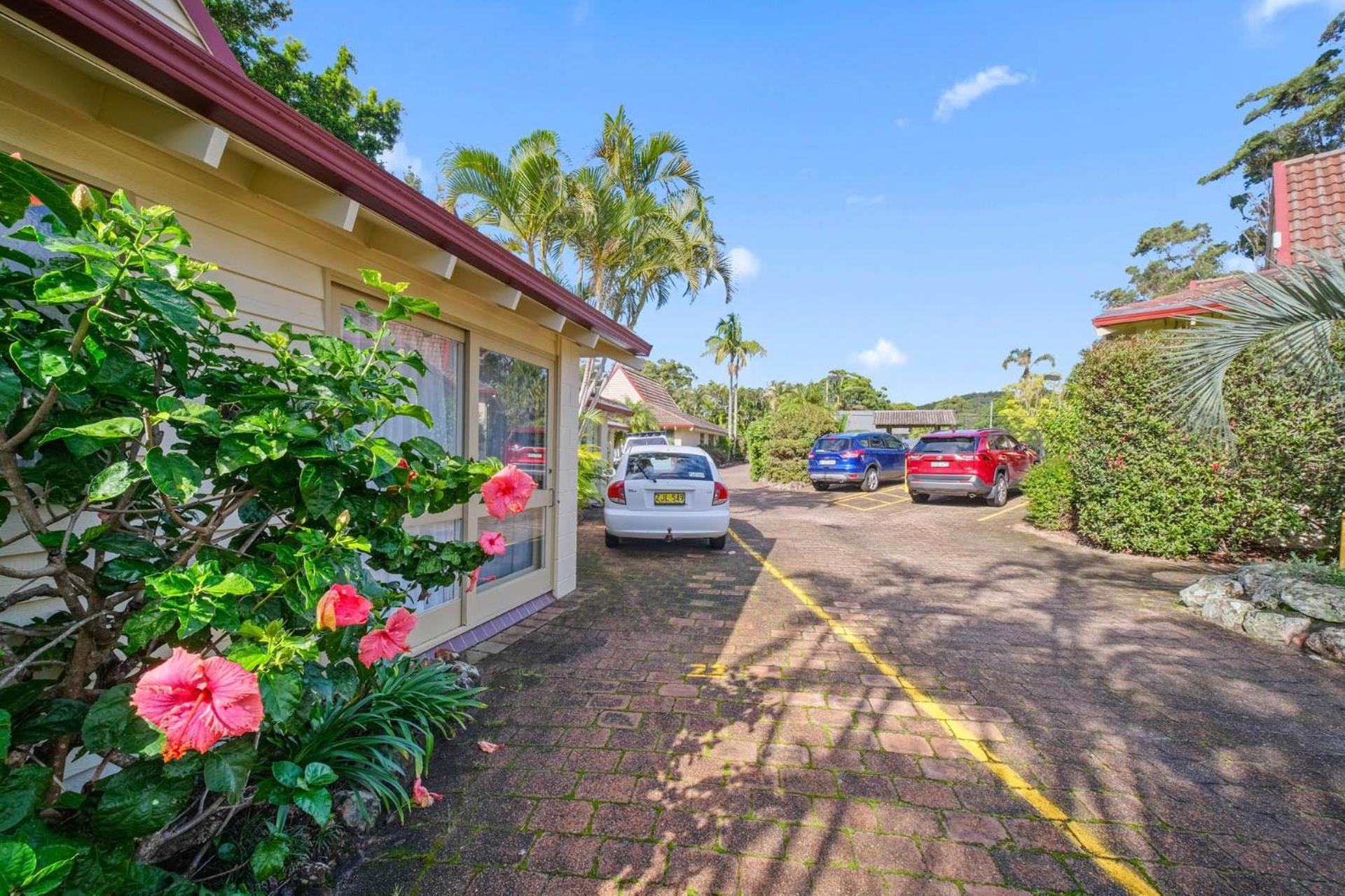 Shores Beach & Lakeside Villas