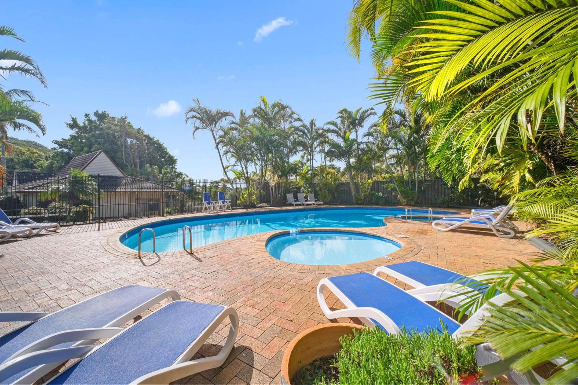 Shores Beach & Lakeside Villas