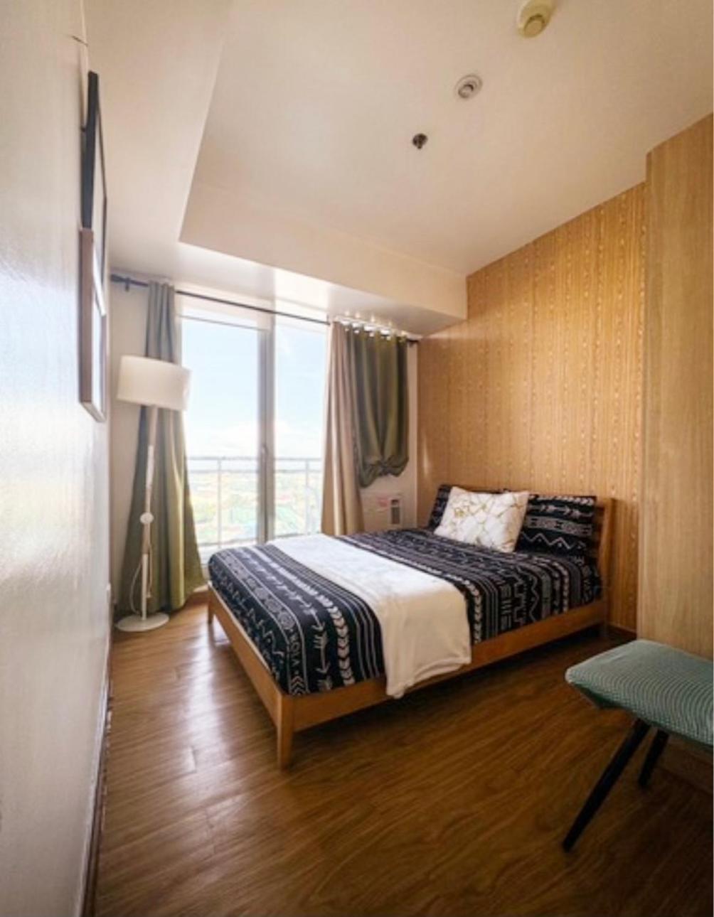 2 Bedroom Apartment with balkony