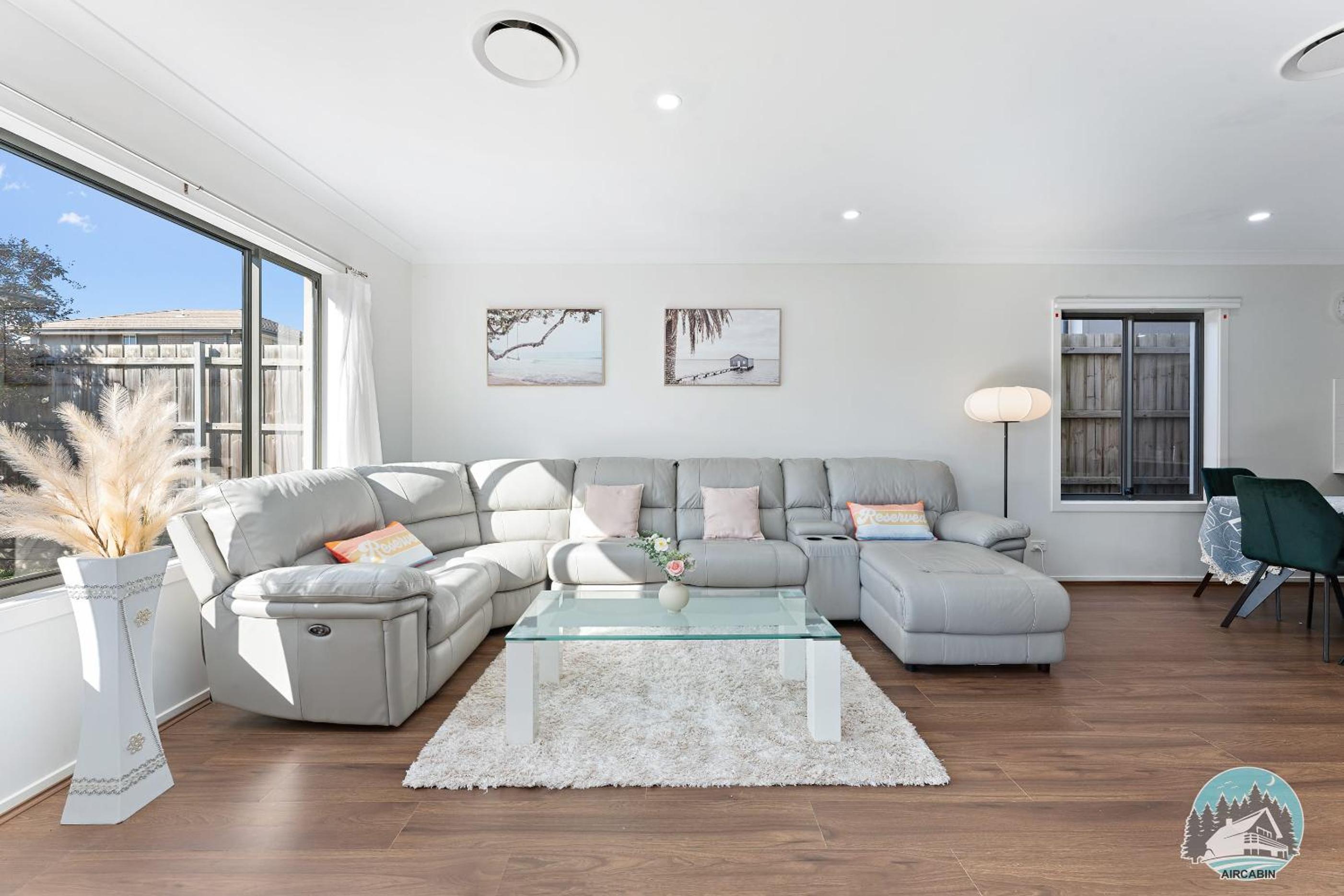 Aircabin - Tallawong - Elegant Home - 4 Beds House