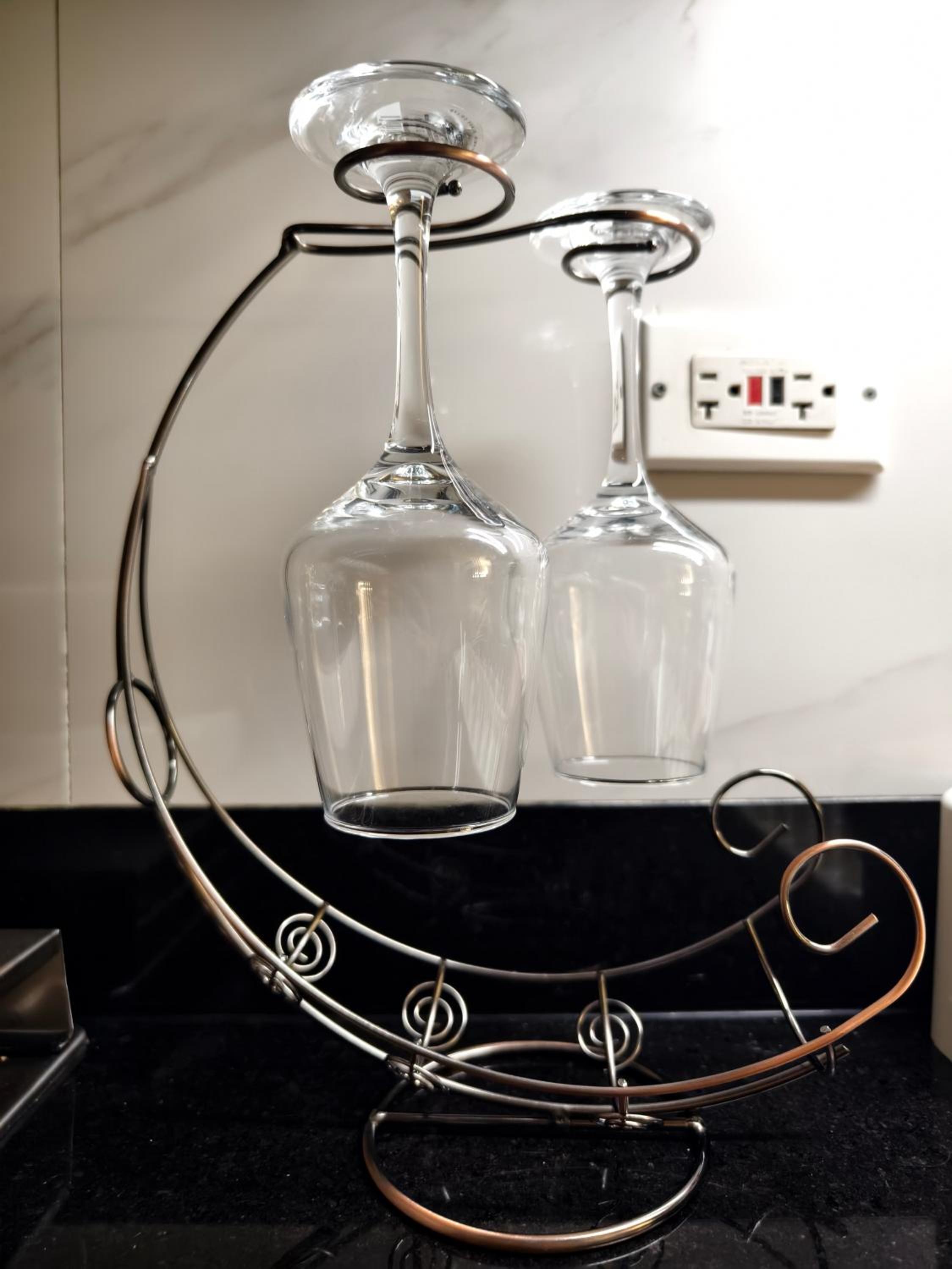 Shore 2 Residences T1, MoA WTC SMX Arena 1br 4pax view 3