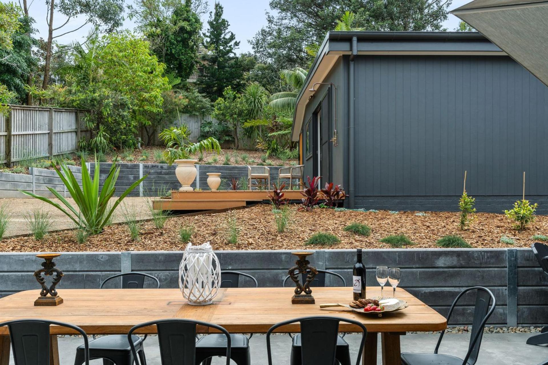 Ankers at Mollymook - spacious beach retreat