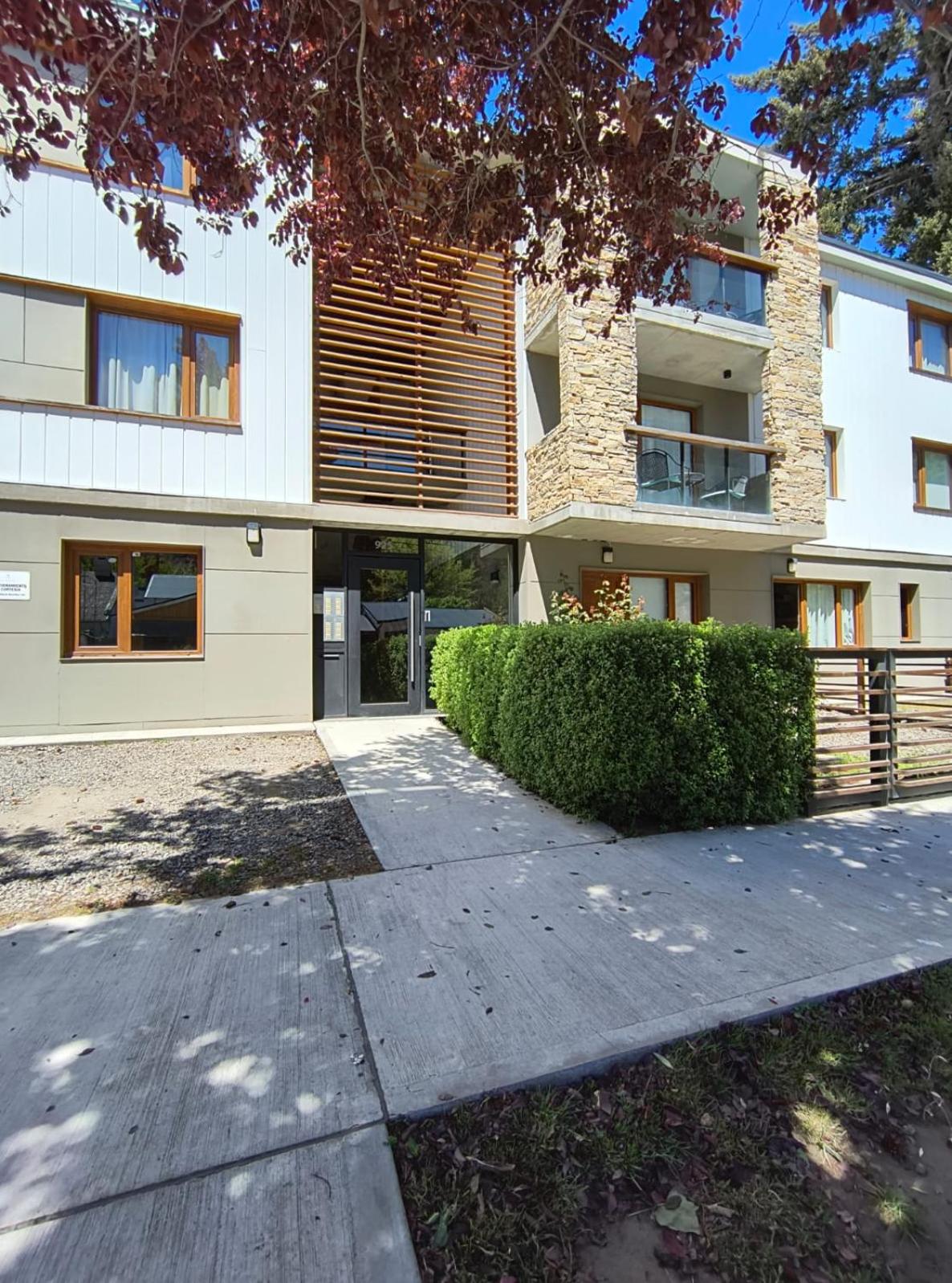Hermoso departamento en complejo residencial
