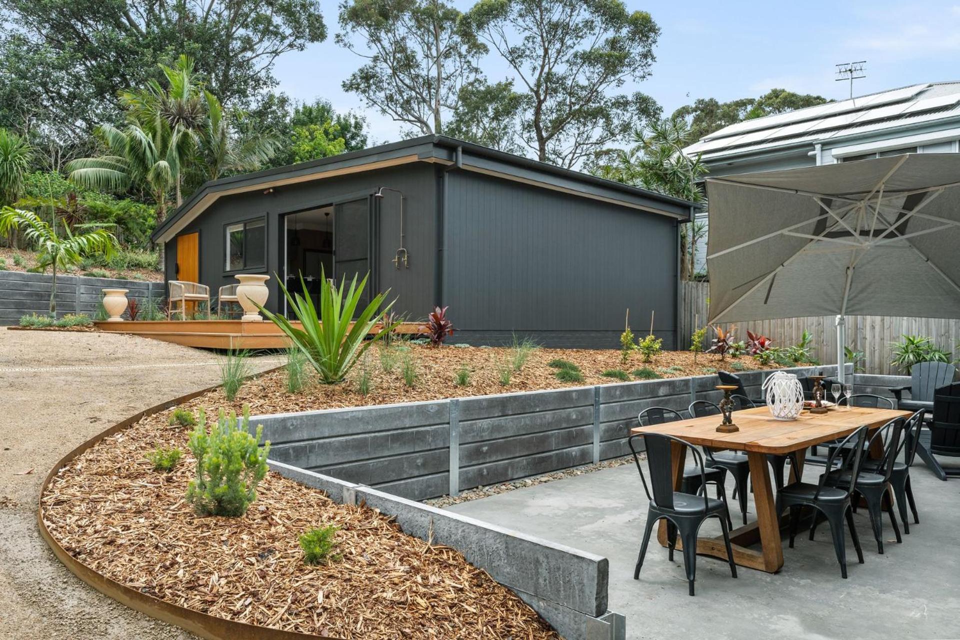Ankers at Mollymook - spacious beach retreat