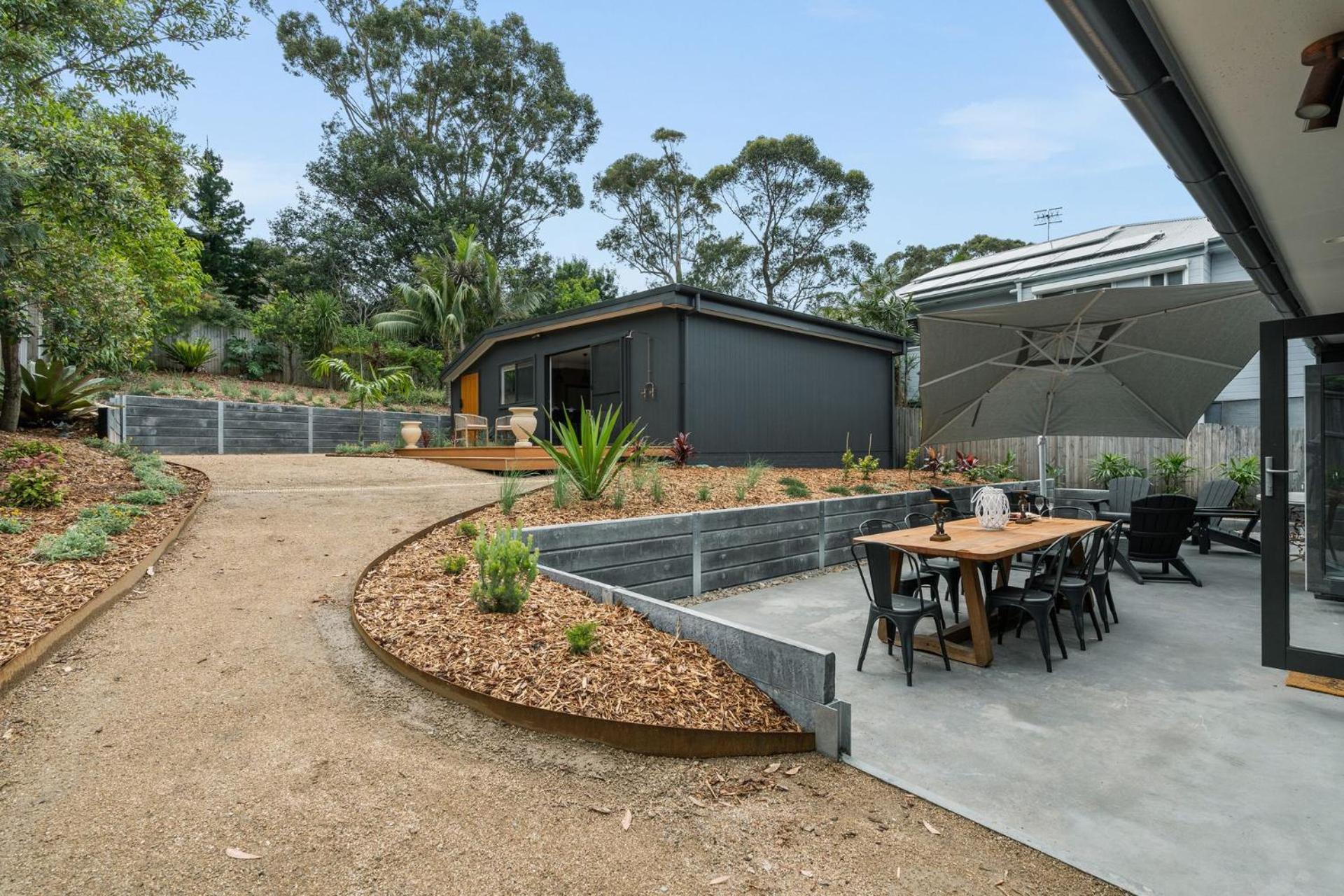 Ankers at Mollymook - spacious beach retreat