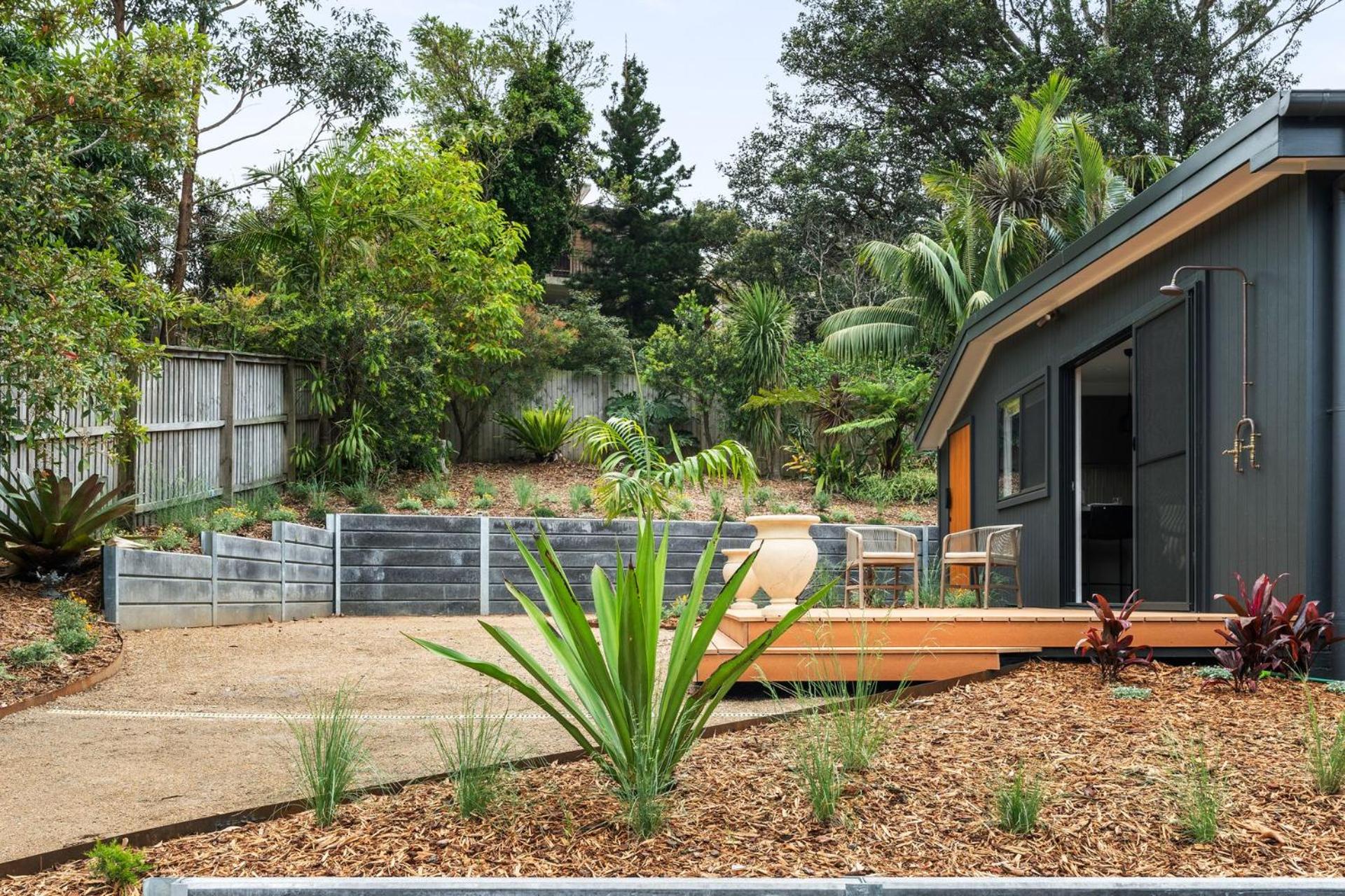 Ankers at Mollymook - spacious beach retreat