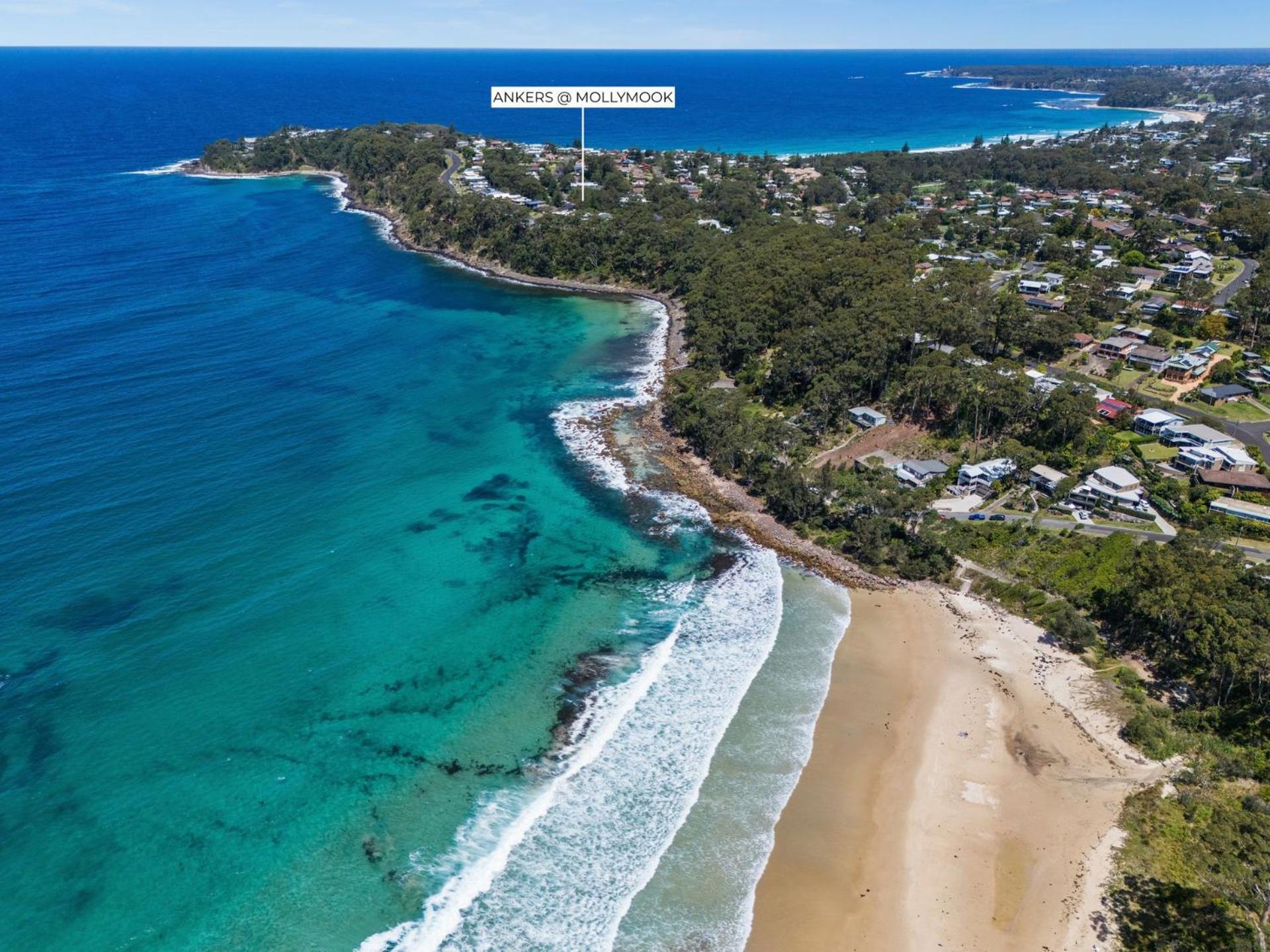 Ankers at Mollymook - spacious beach retreat