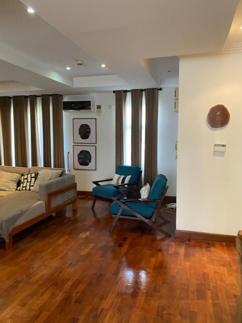 Enzo Apartments, Suites & Pods