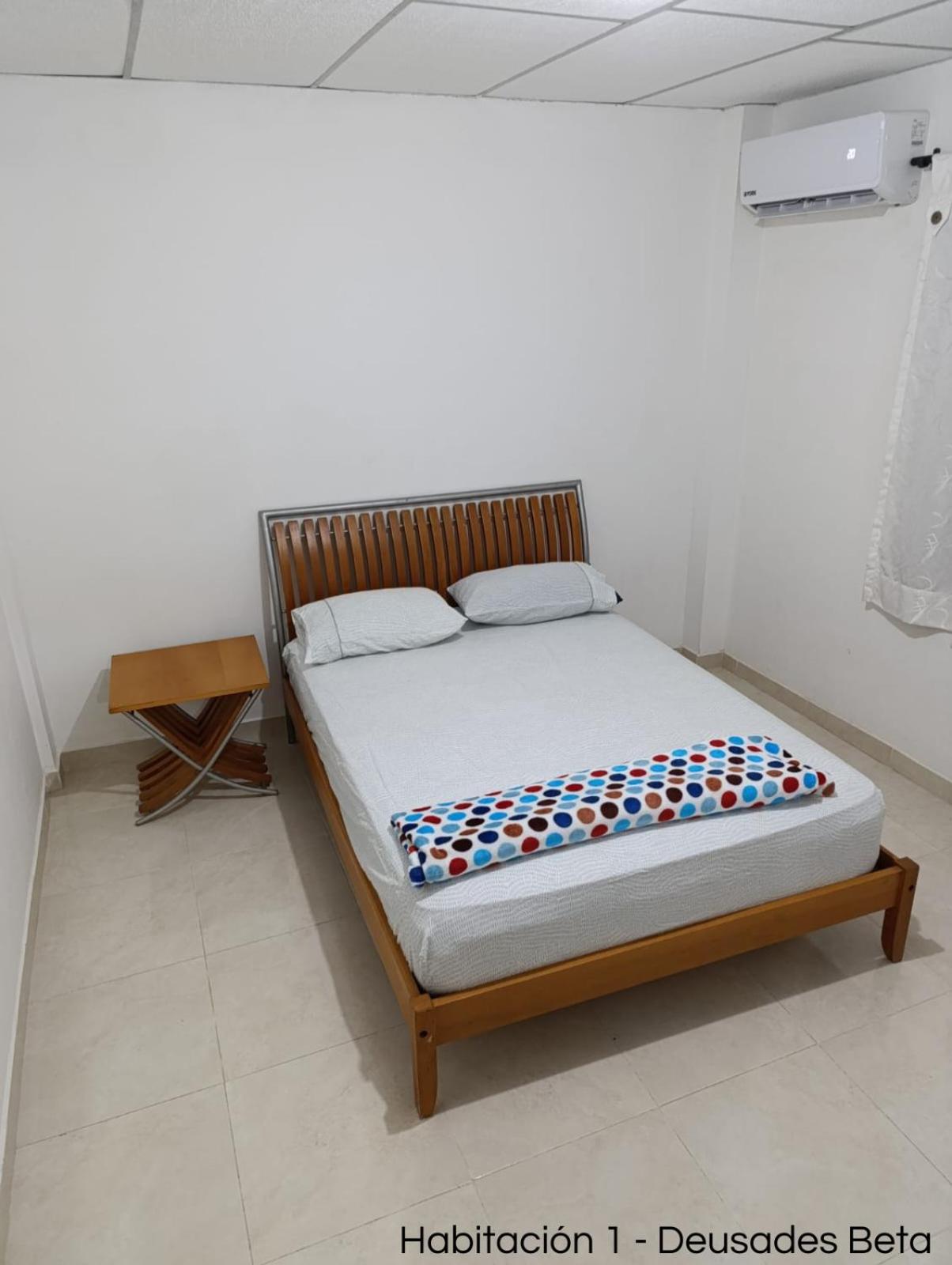Deusades Apartamentos