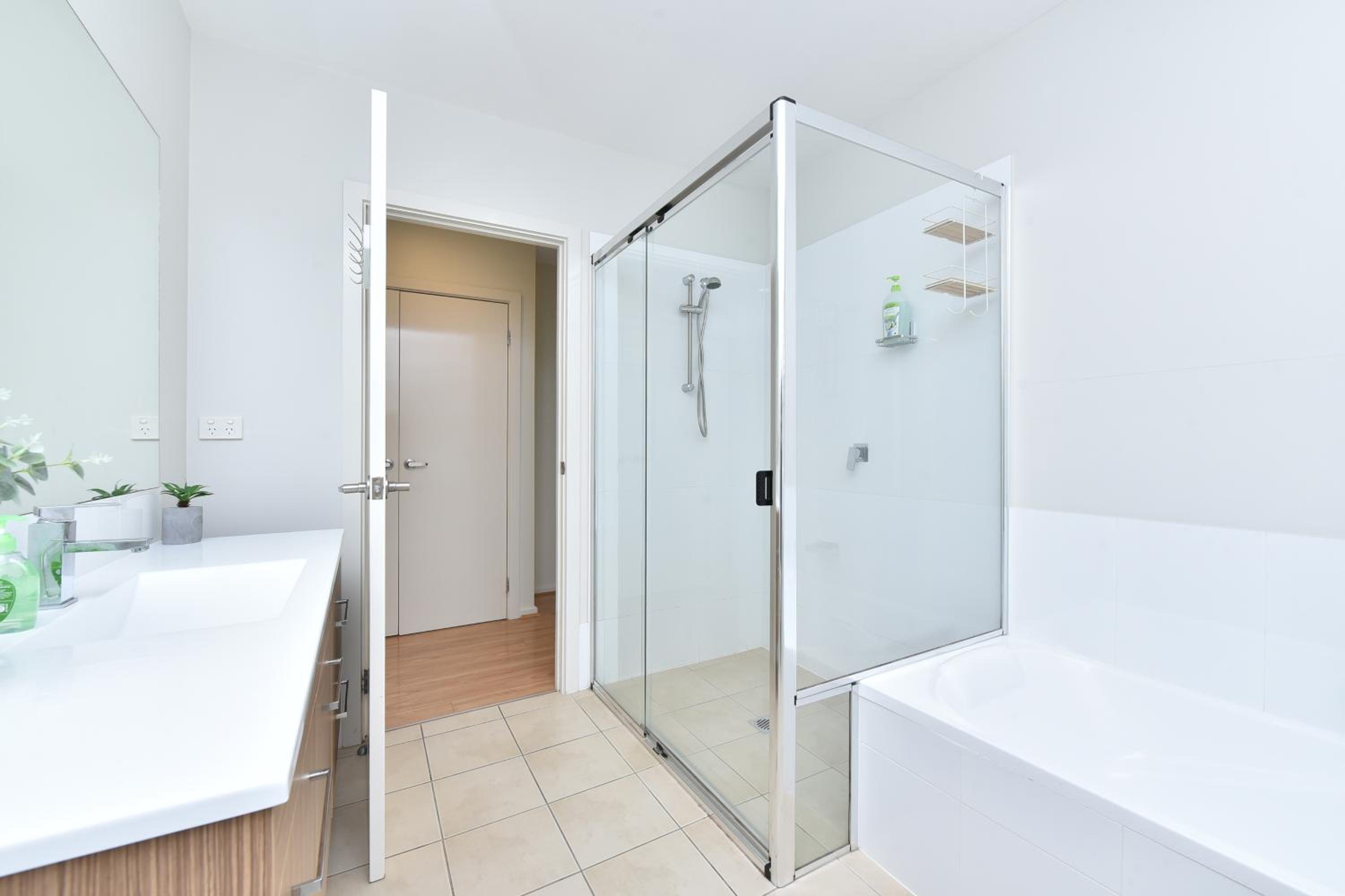 Caves Beach Villa Bombora