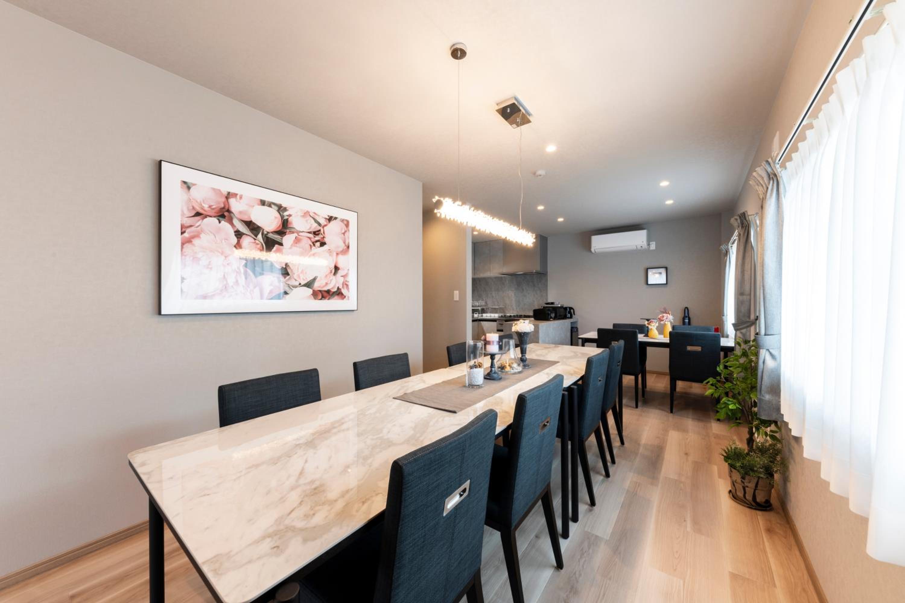 The Comfy Sapporo - Image 2
