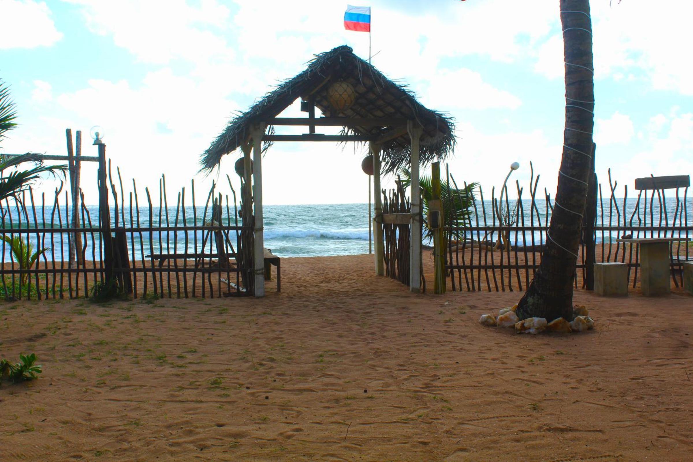 CPS Lihini Beach Hotel