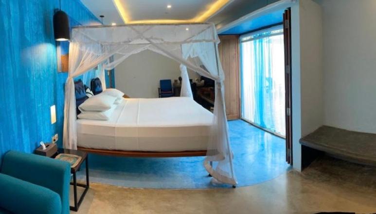 Dickman Resort "The Boutique Hotel" — photo 91