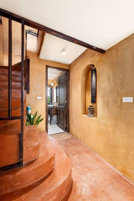 Art Boutique Duplex 2BR Apart Bathtub Wifi Netflix