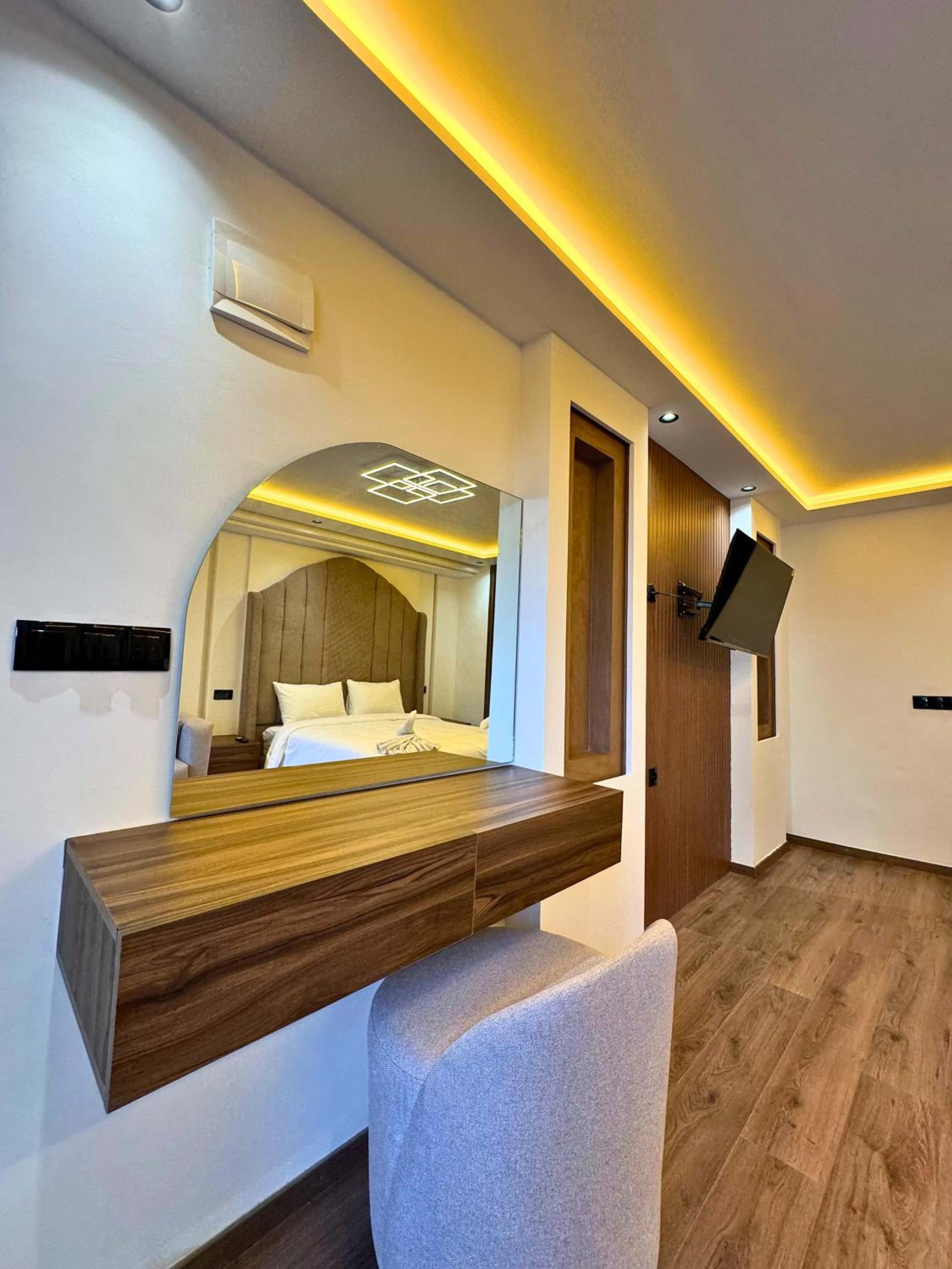 hotel room