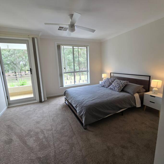 Cosy 5 x bedroom Kellyvil Ridge