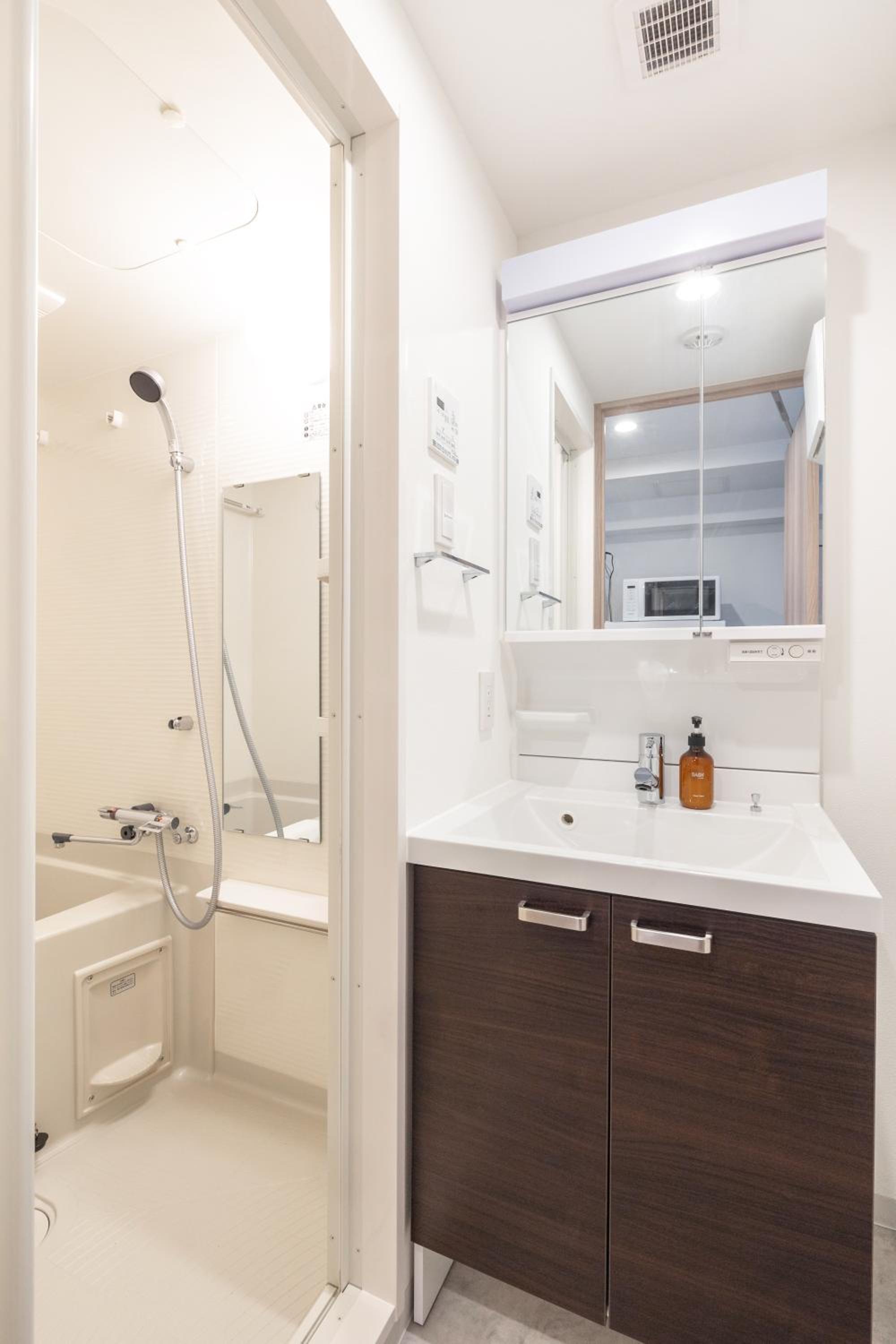 Dash Living Asakusa East