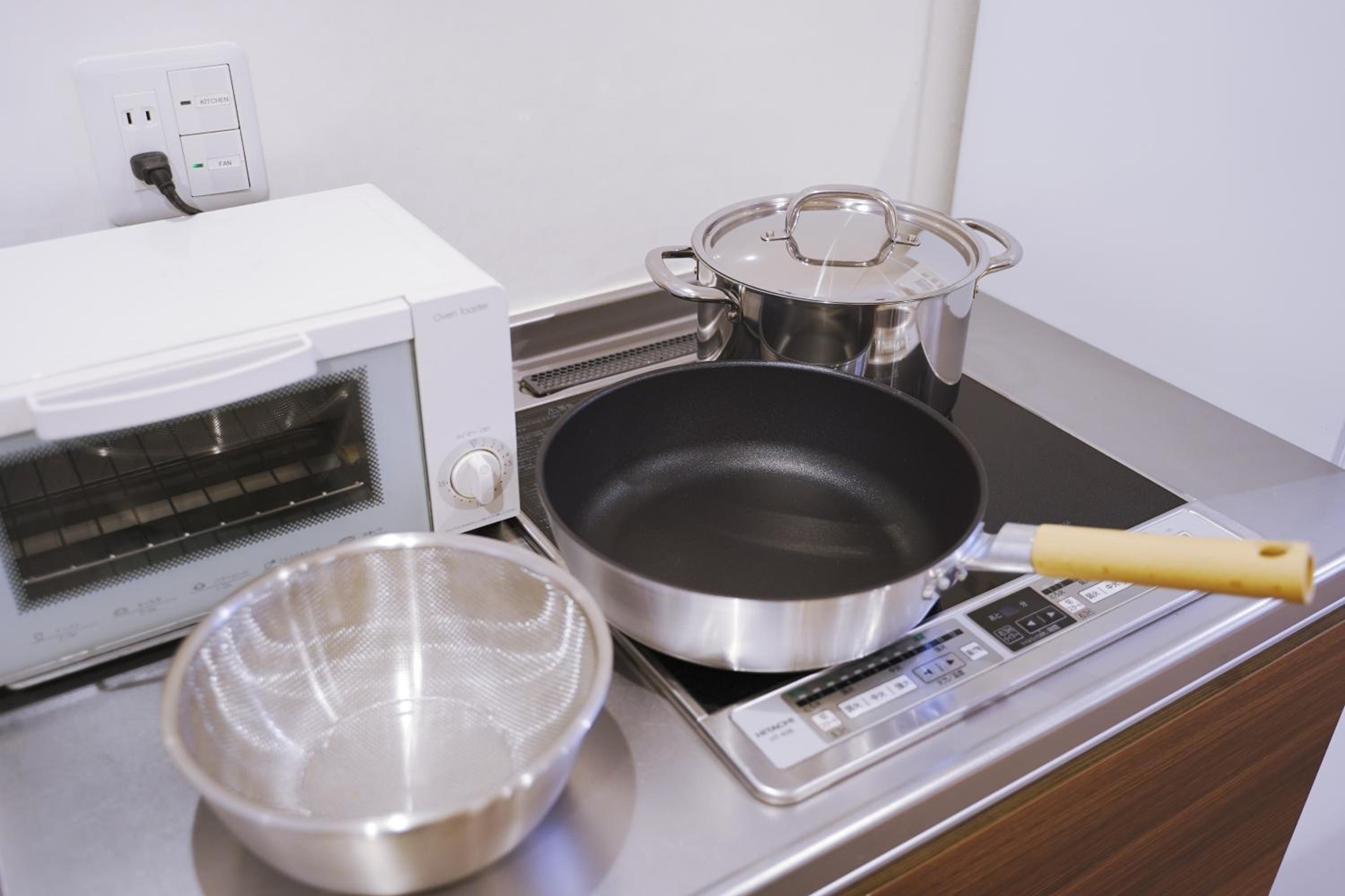 INOVE VILLA OSAKA -118 sqm , 2 Bedrooms , 7 Double Beds , Max 14 ppl- Great Access to USJ & Namba