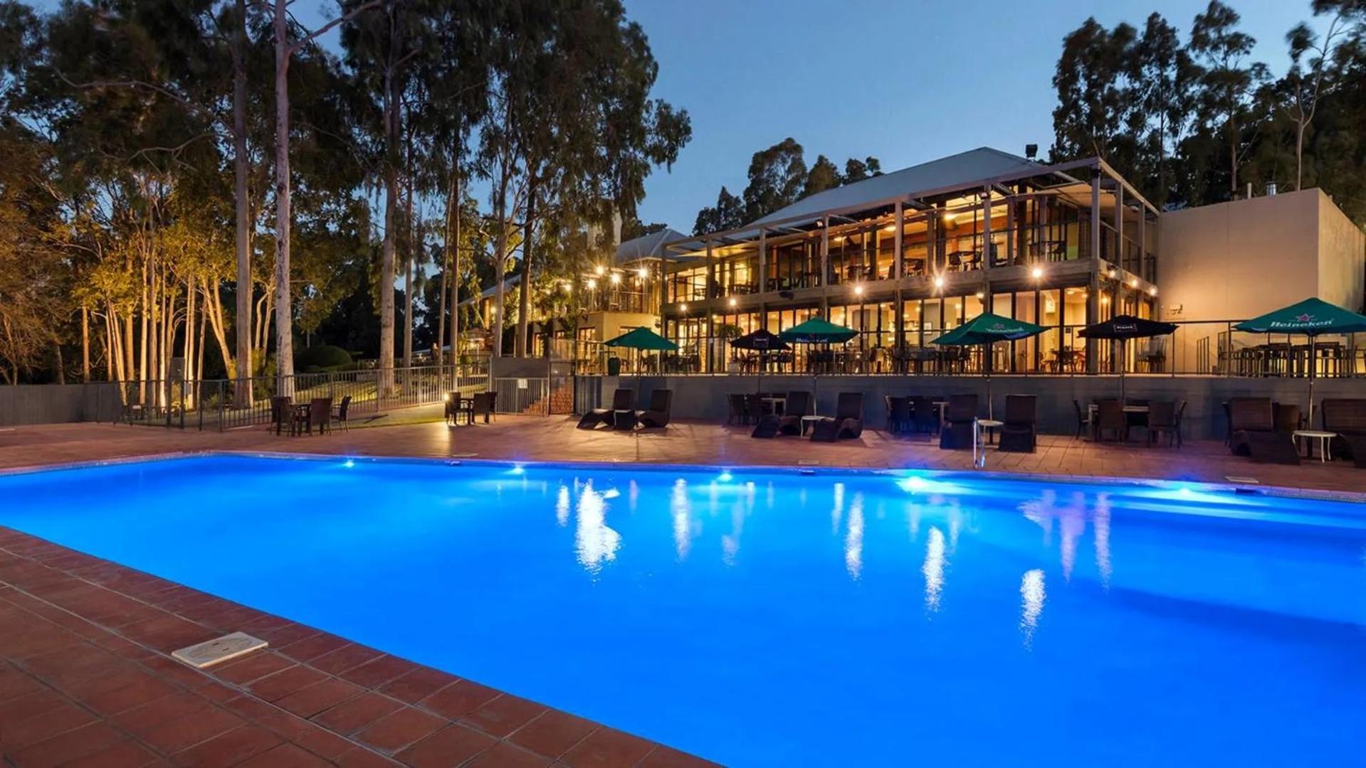 Villa Paradiso - 2 Bedroom Private Villa located within Cypress Lakes Resort