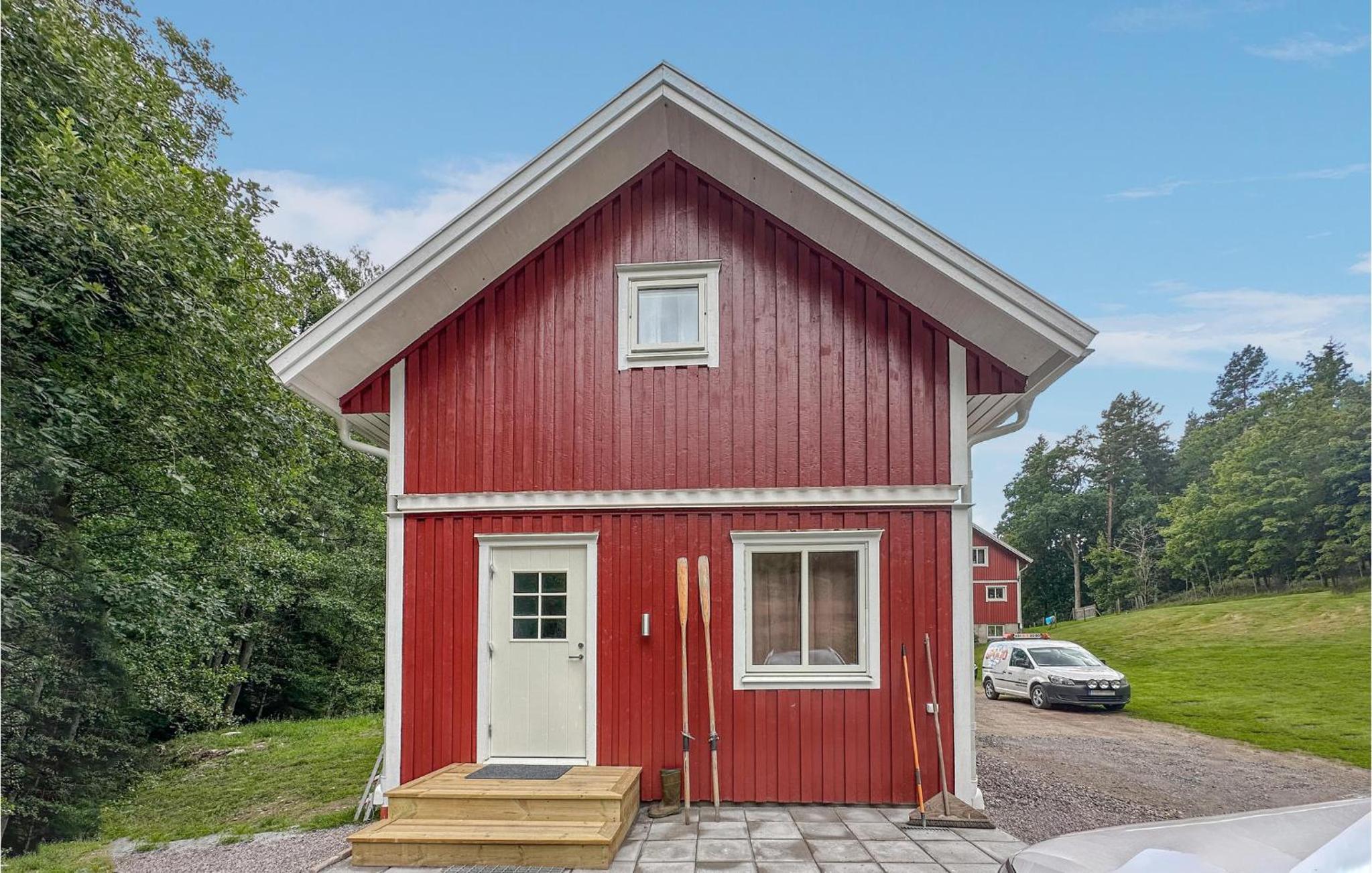Lovely Home In Alingsås With Wifi