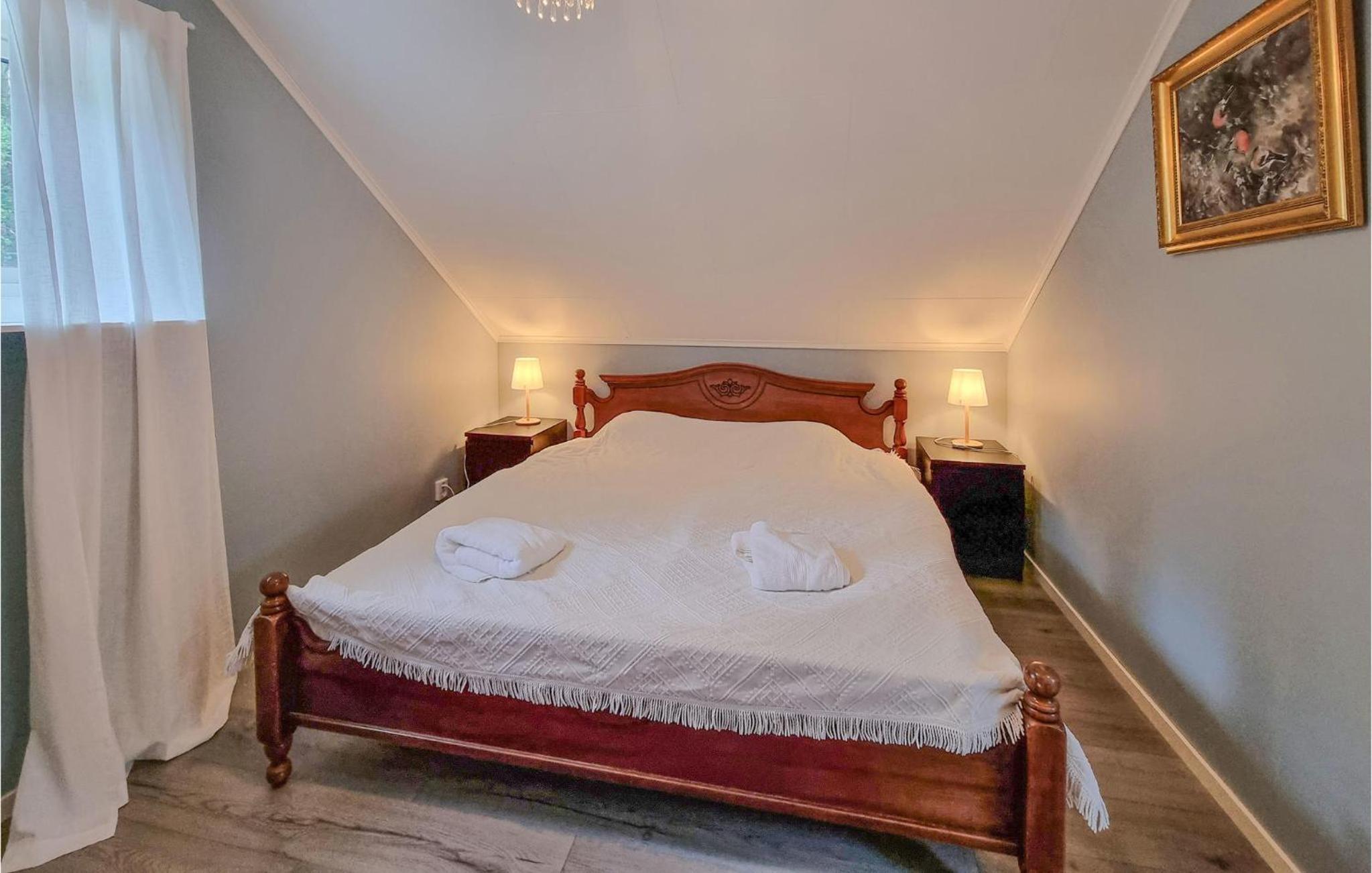 Lovely Home In Alingsås With Wifi