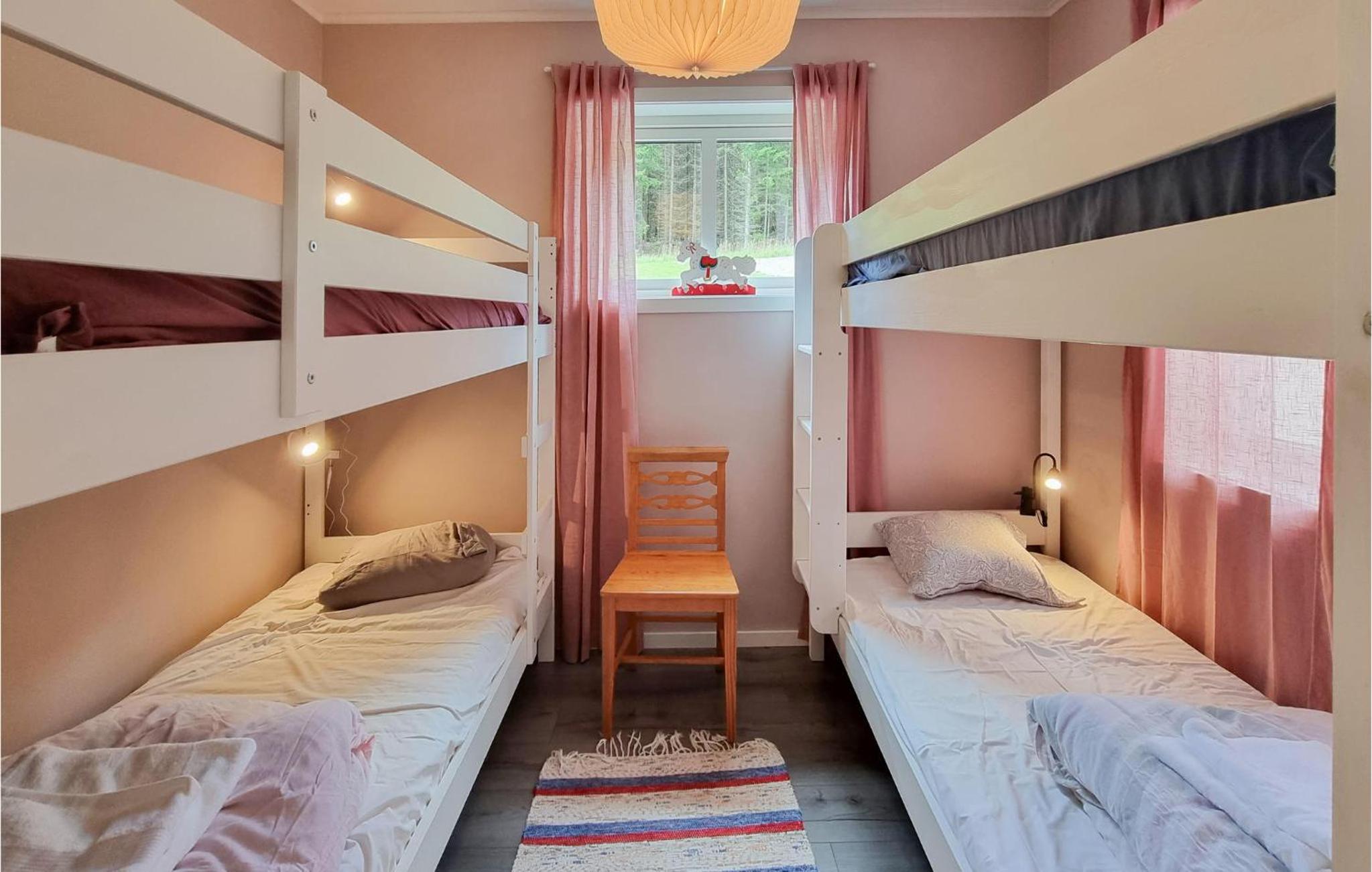 Lovely Home In Alingsås With Wifi