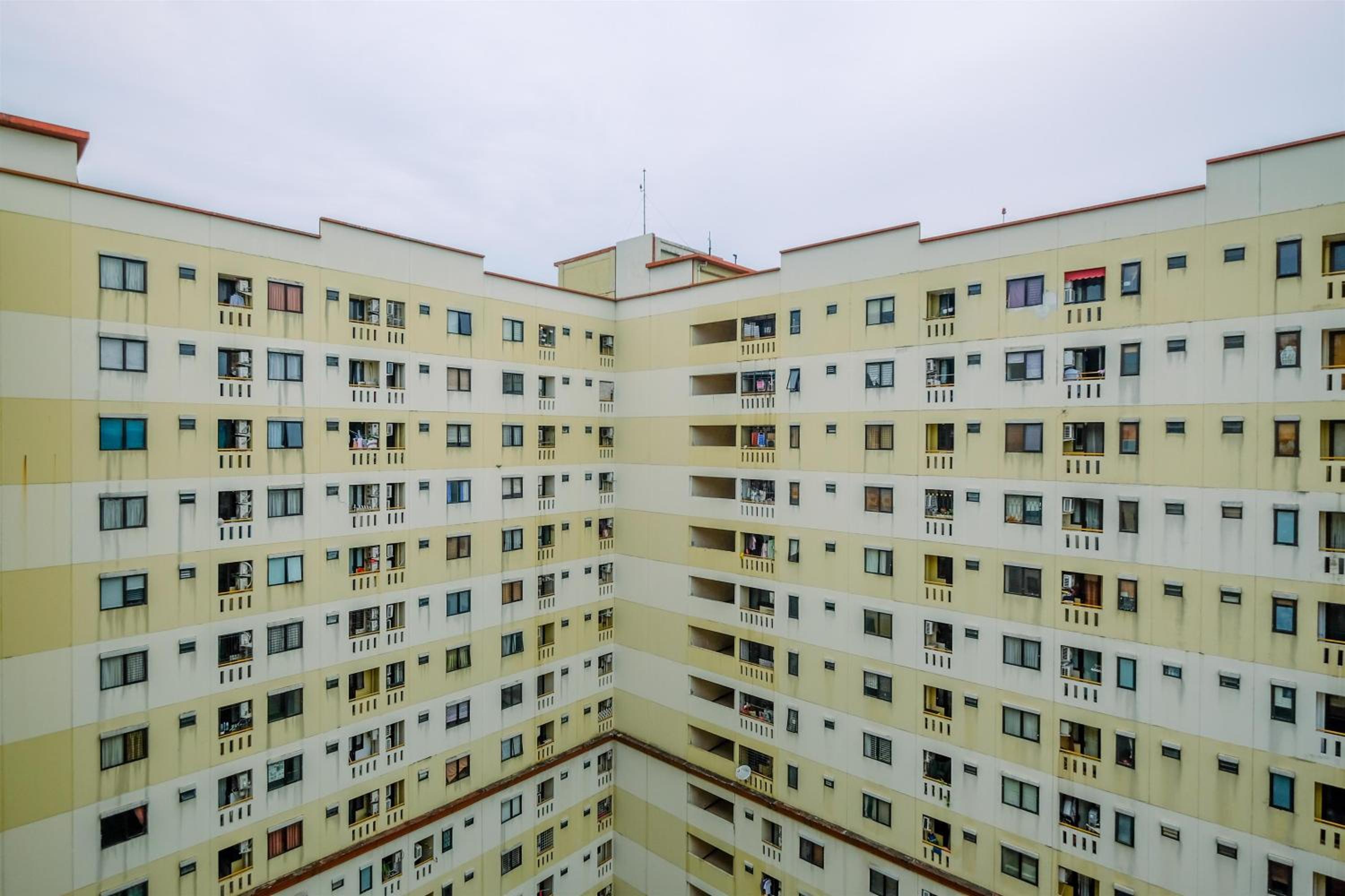 Nice and Modern 2BR at Kebagusan City Apartment By Travelio view 4