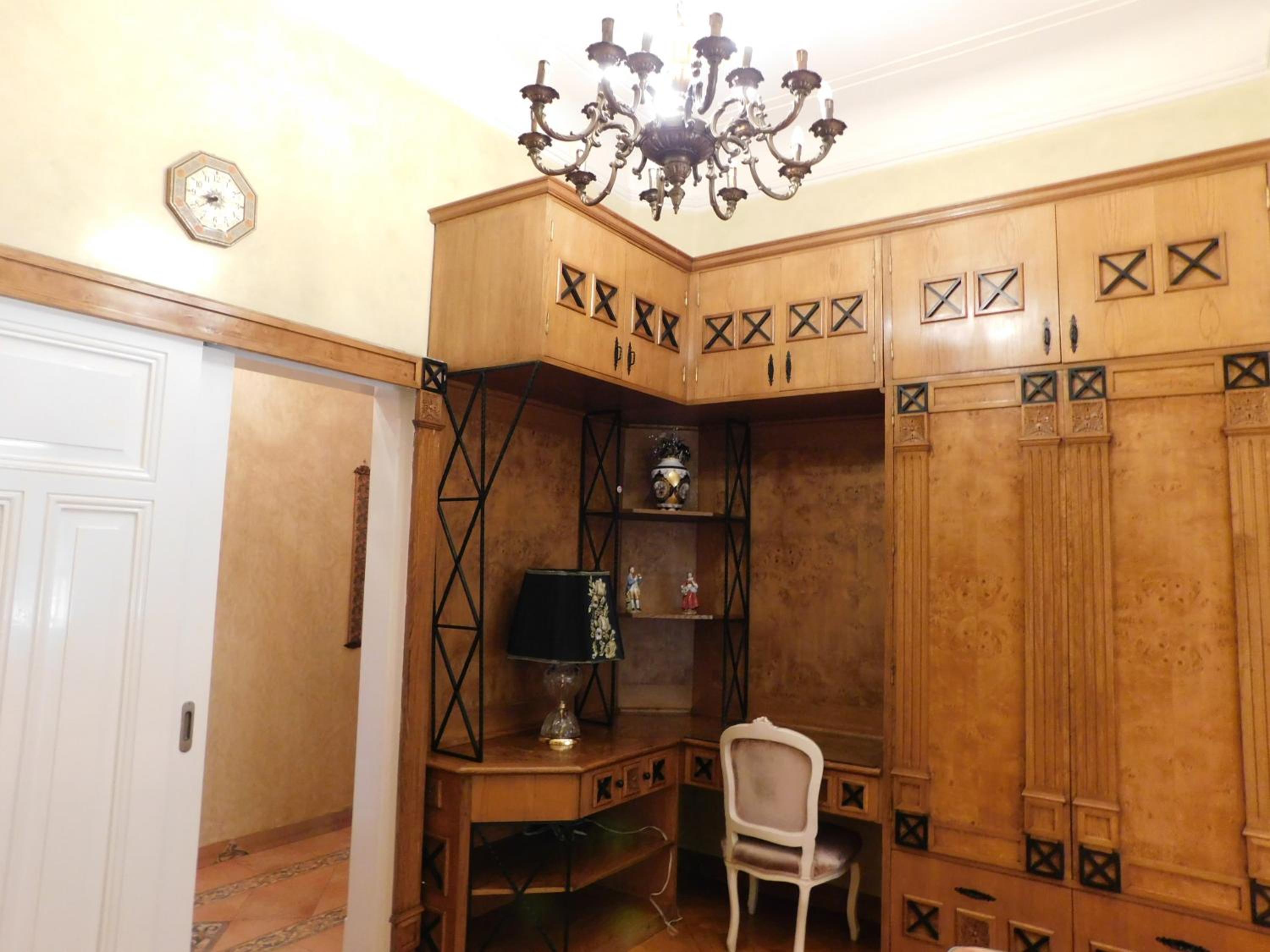 Down Town Luxury Apartment