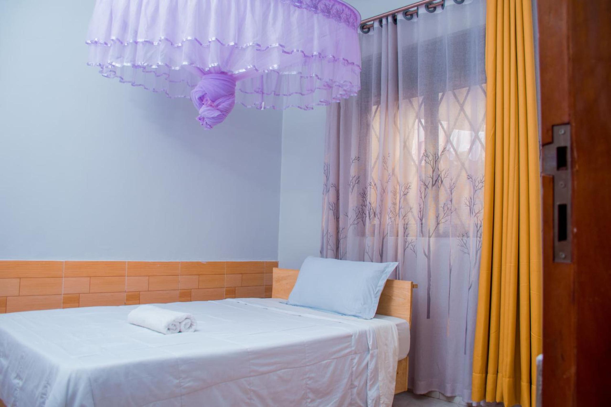 Travel Sanctuary Residence-Luxury1 view 3